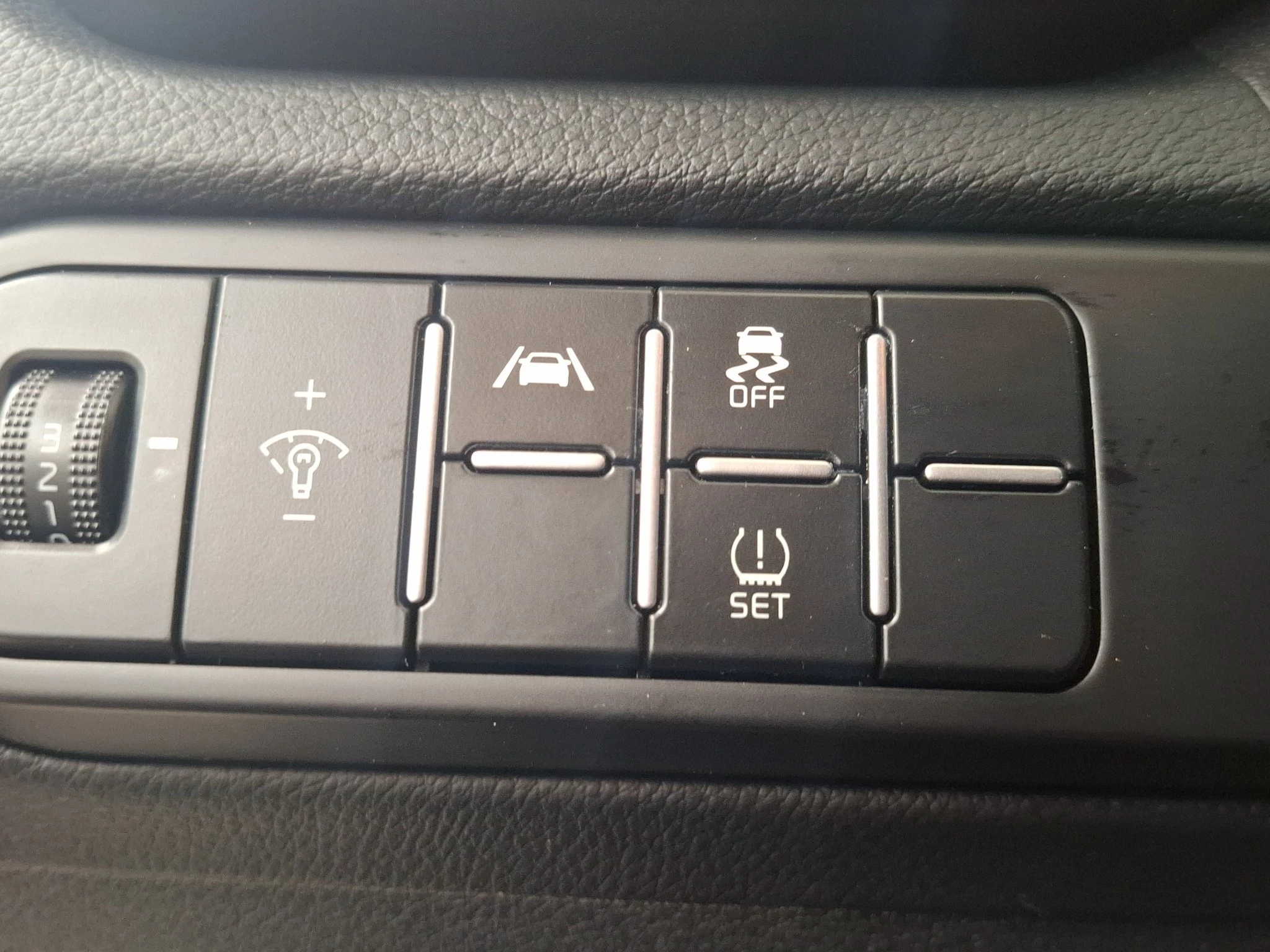 Kia Ceed Kombi*1.5 T-GDI*Spirit*SHZ*LRHZ*NAVI*JBL*RFK*PDC*AHK