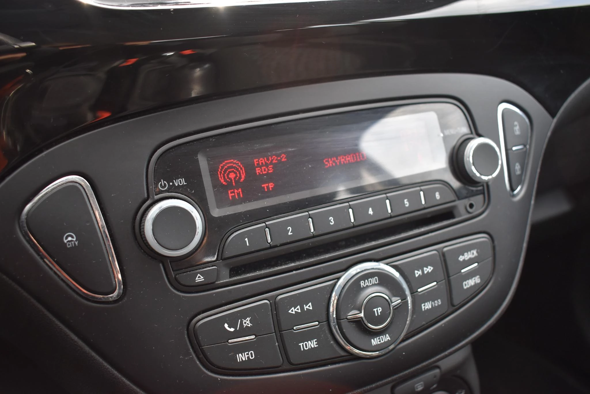 Opel-Corsa-image-20