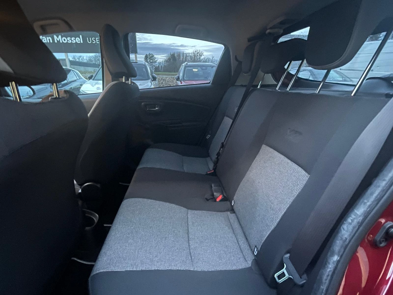 Toyota-Yaris-image-11
