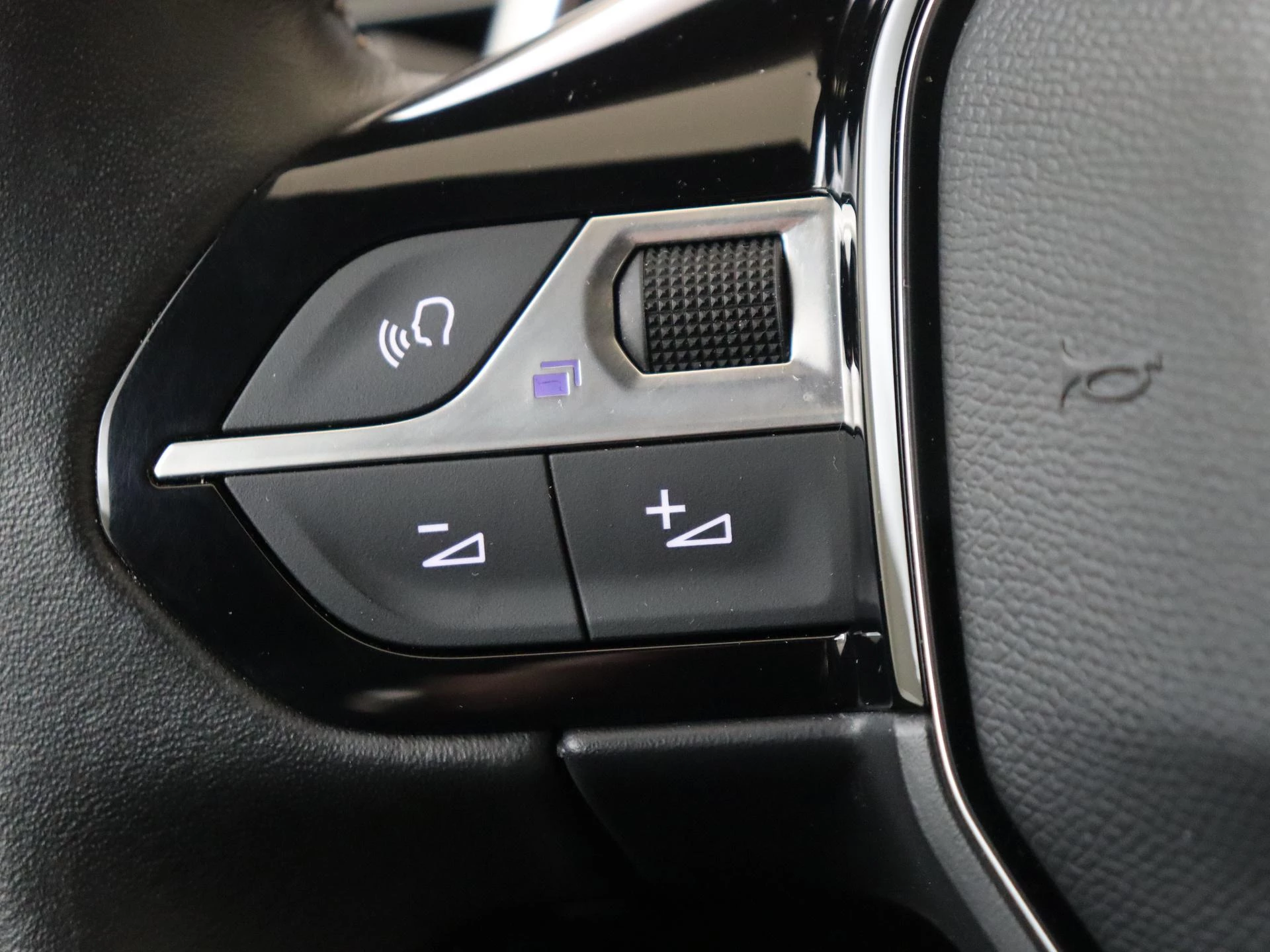 Peugeot-3008-image-12