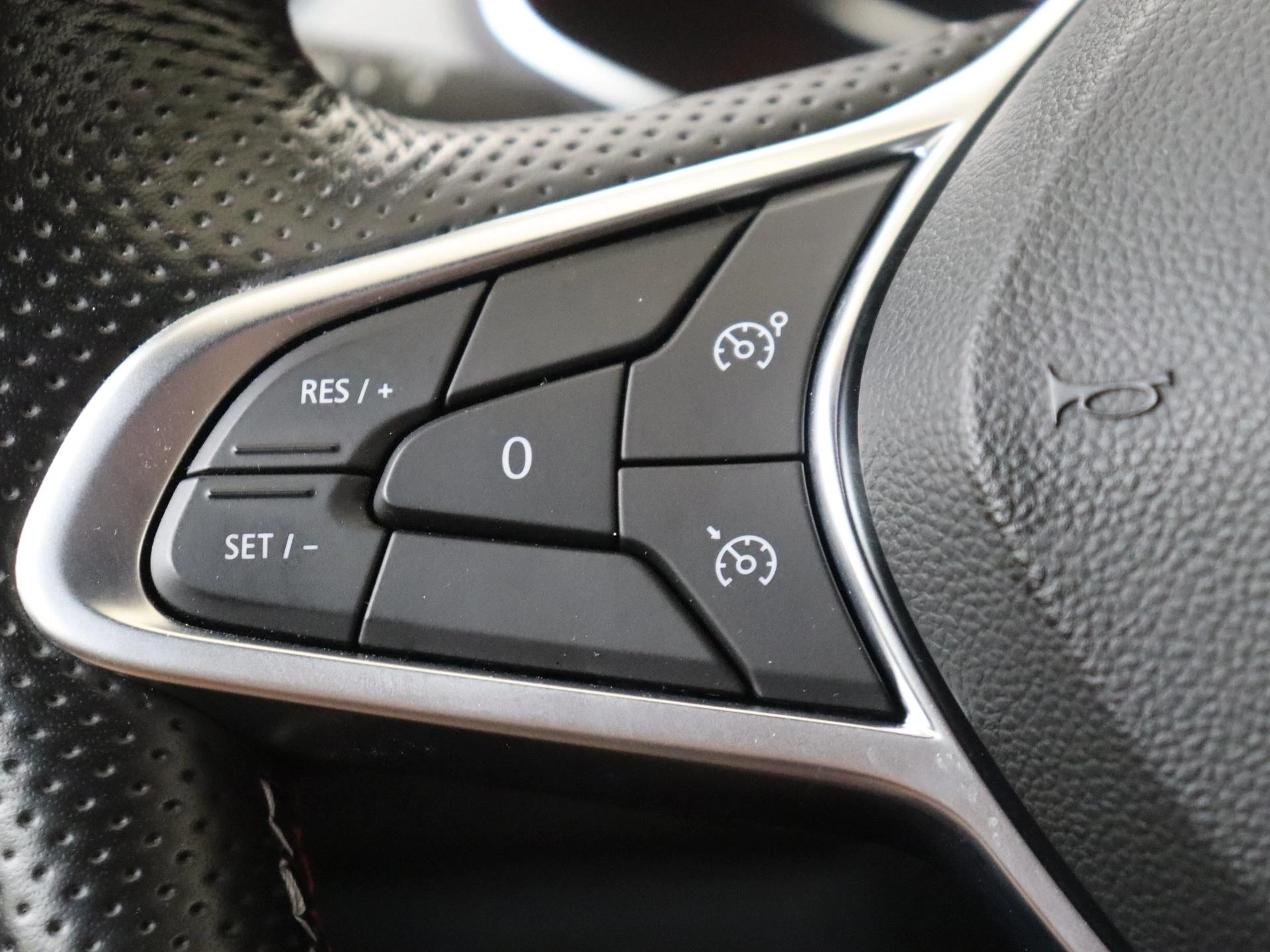 Renault Captur 1.6 E-Tech Hybrid 145 R.S. Line
