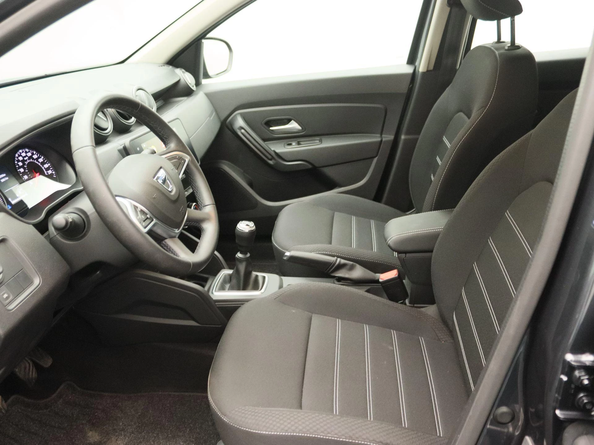 Dacia-Duster-image-9