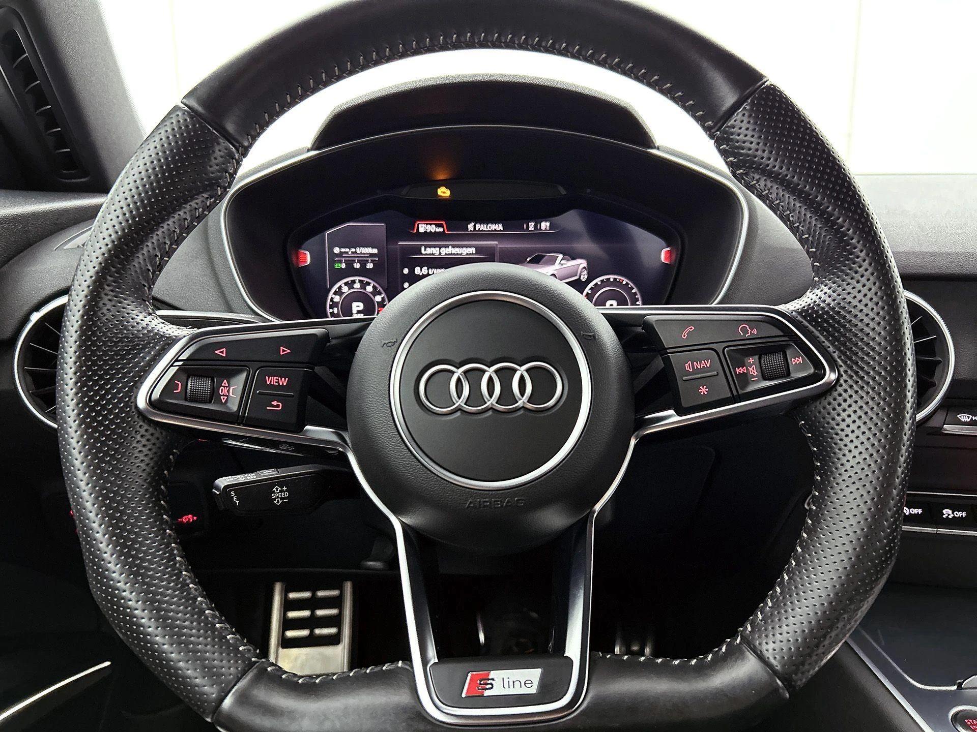 Audi-TT-image-21