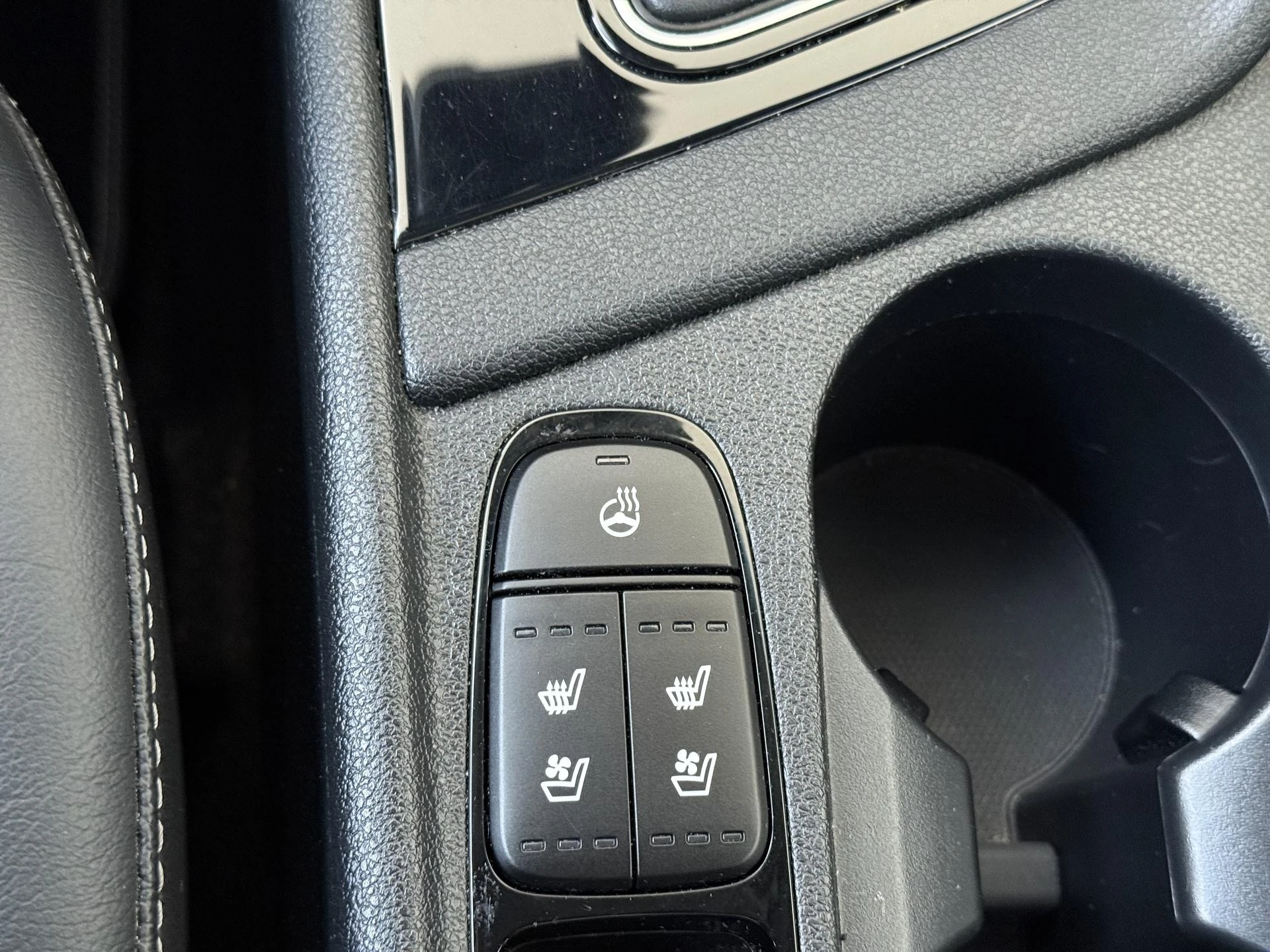 Kia-Niro-image-25