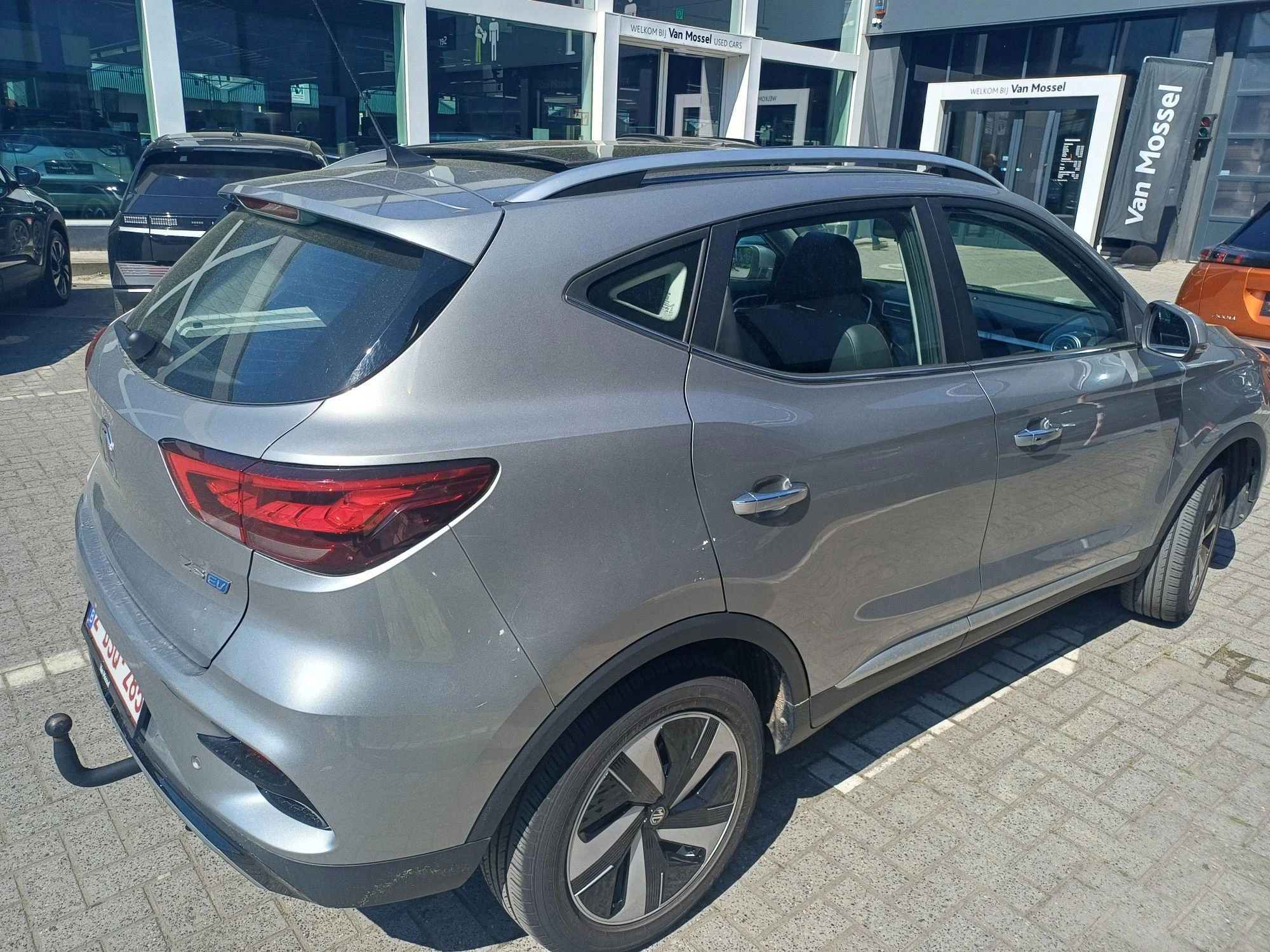 MG-ZS-image-8