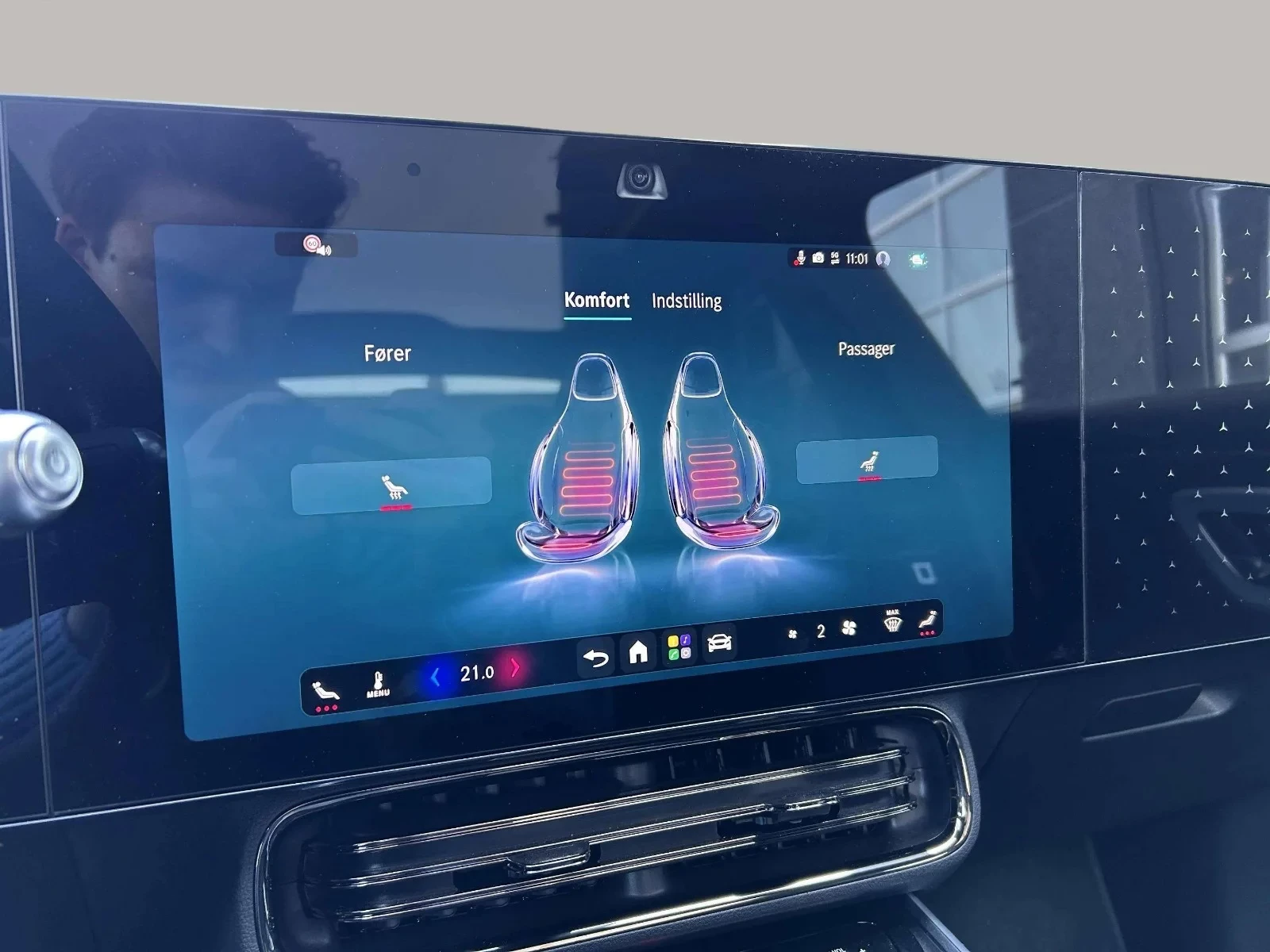 Mercedes-Benz-CLA-image-19