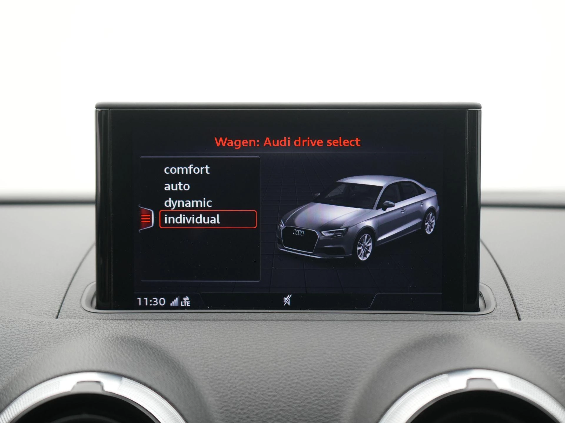 Audi RS3 Limousine 2.5 TFSI quattro