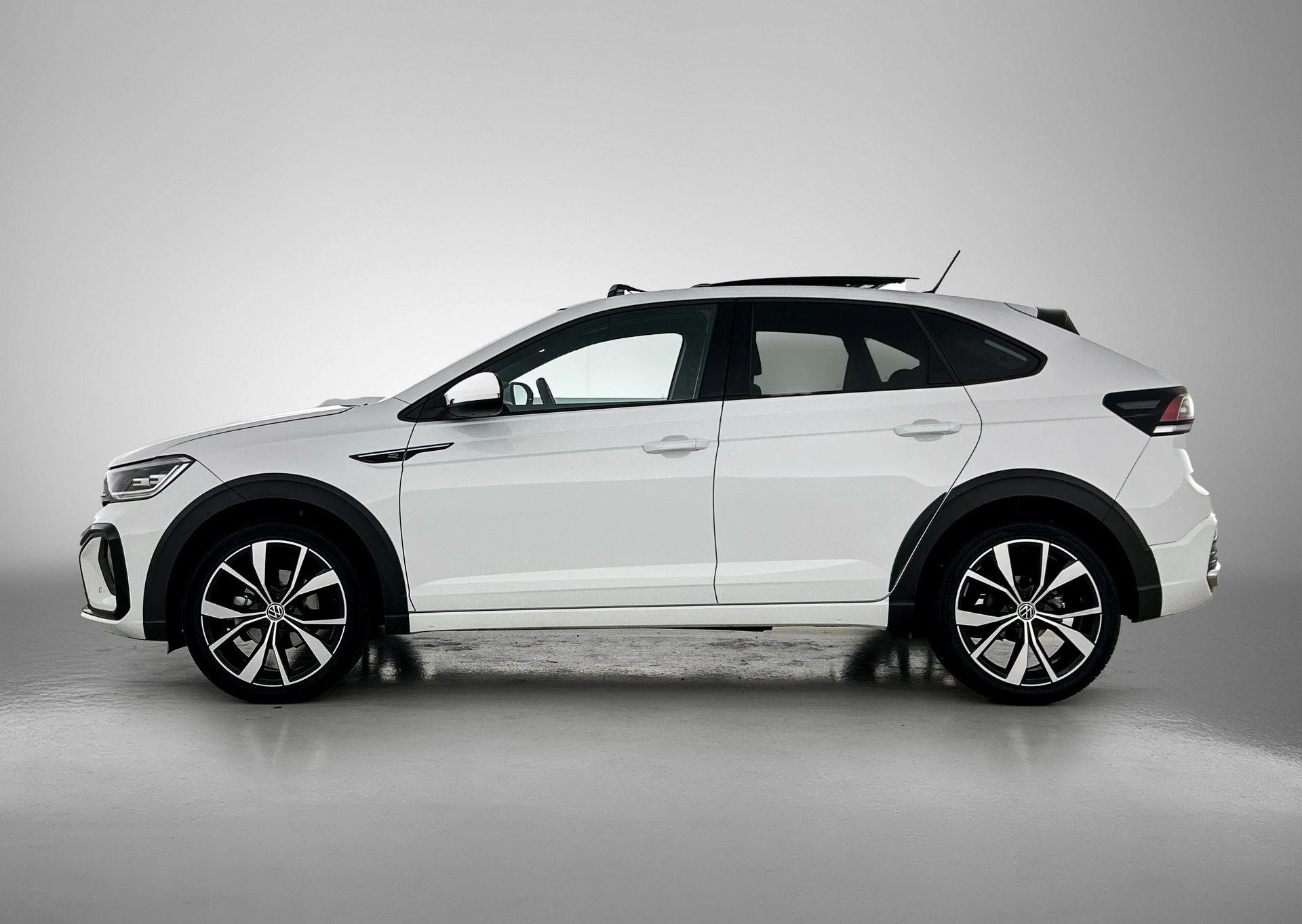 Volkswagen-Taigo-image-1