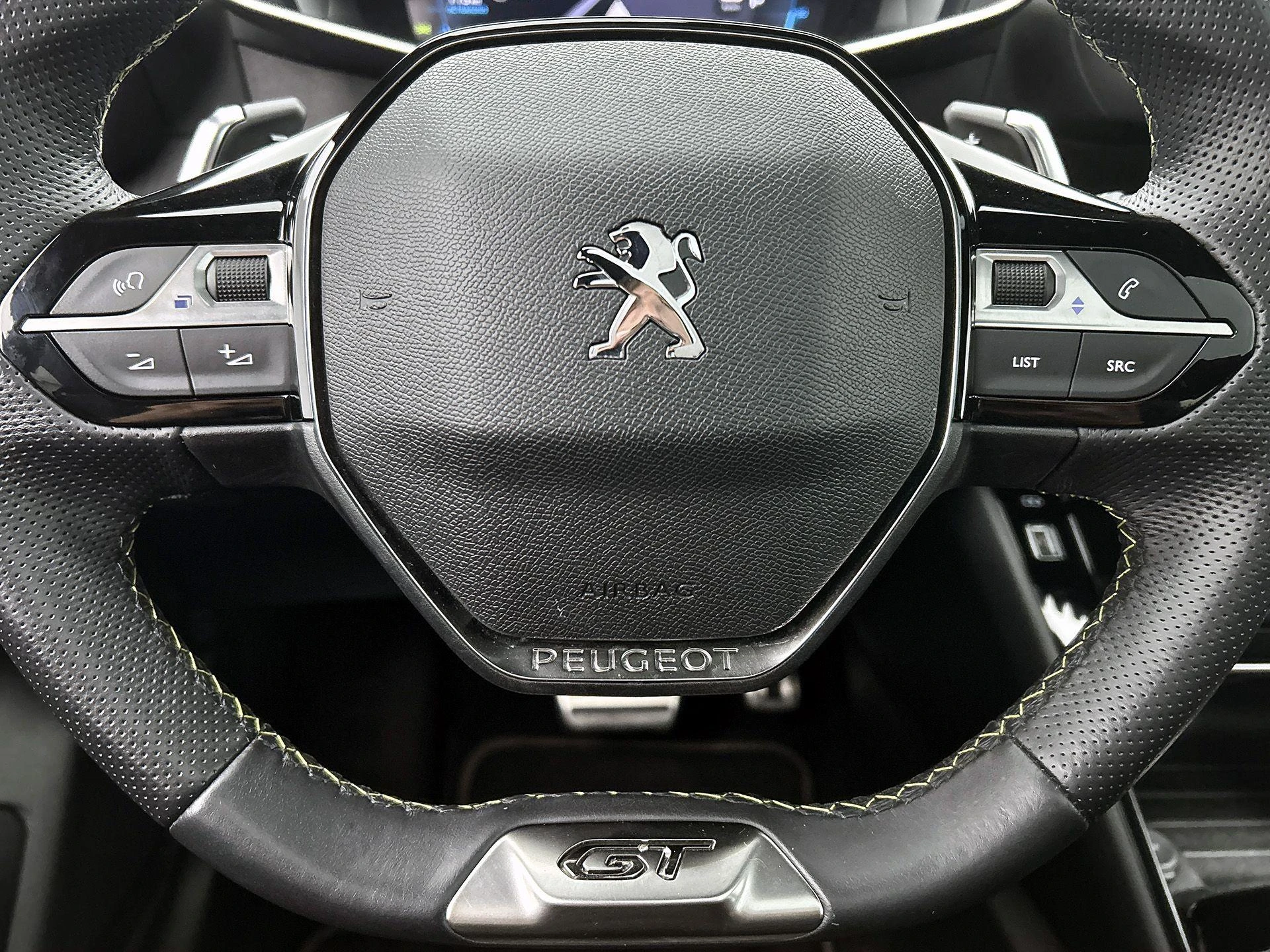 Peugeot-208-image-36