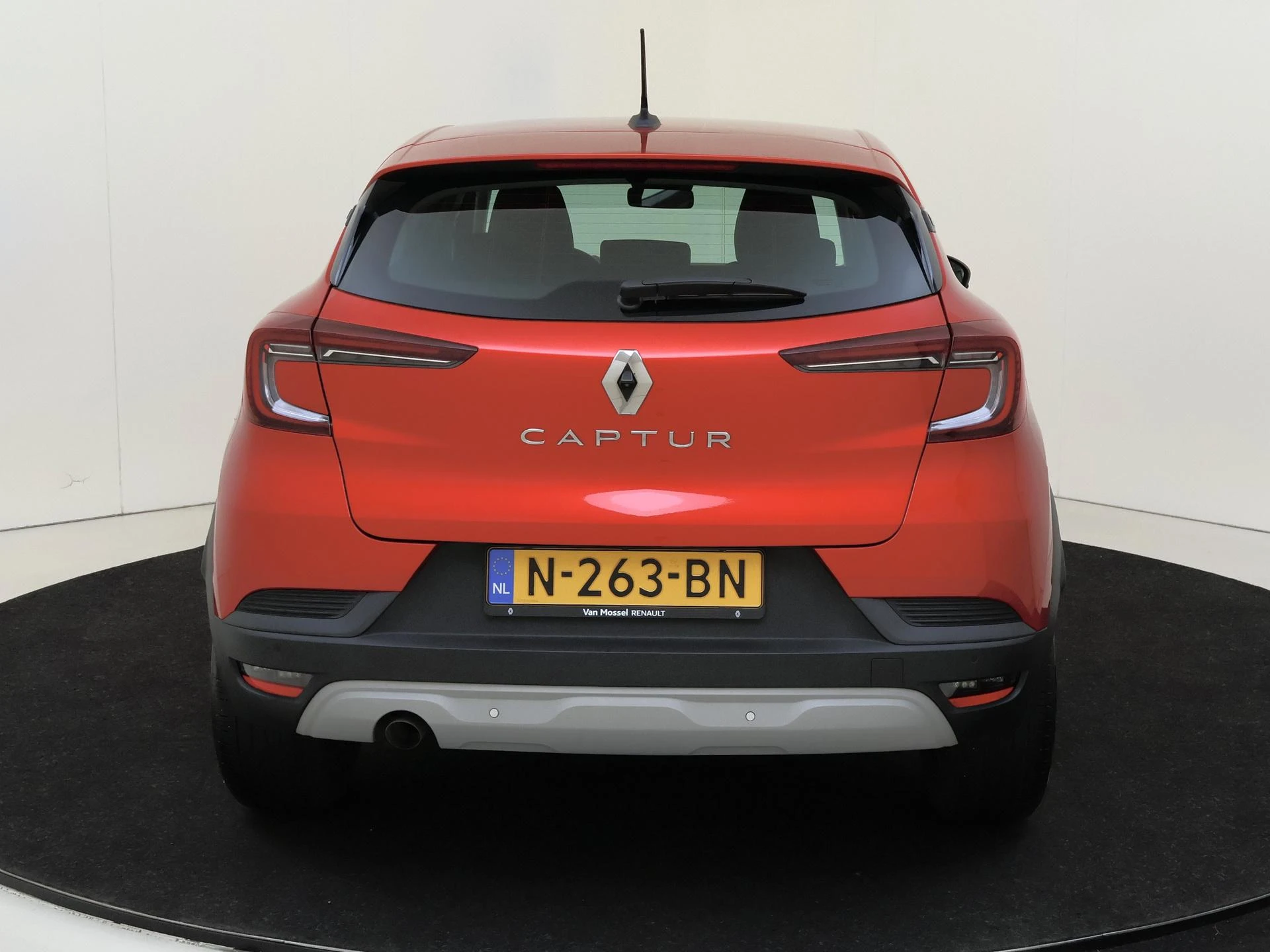 Renault-Captur-image-6