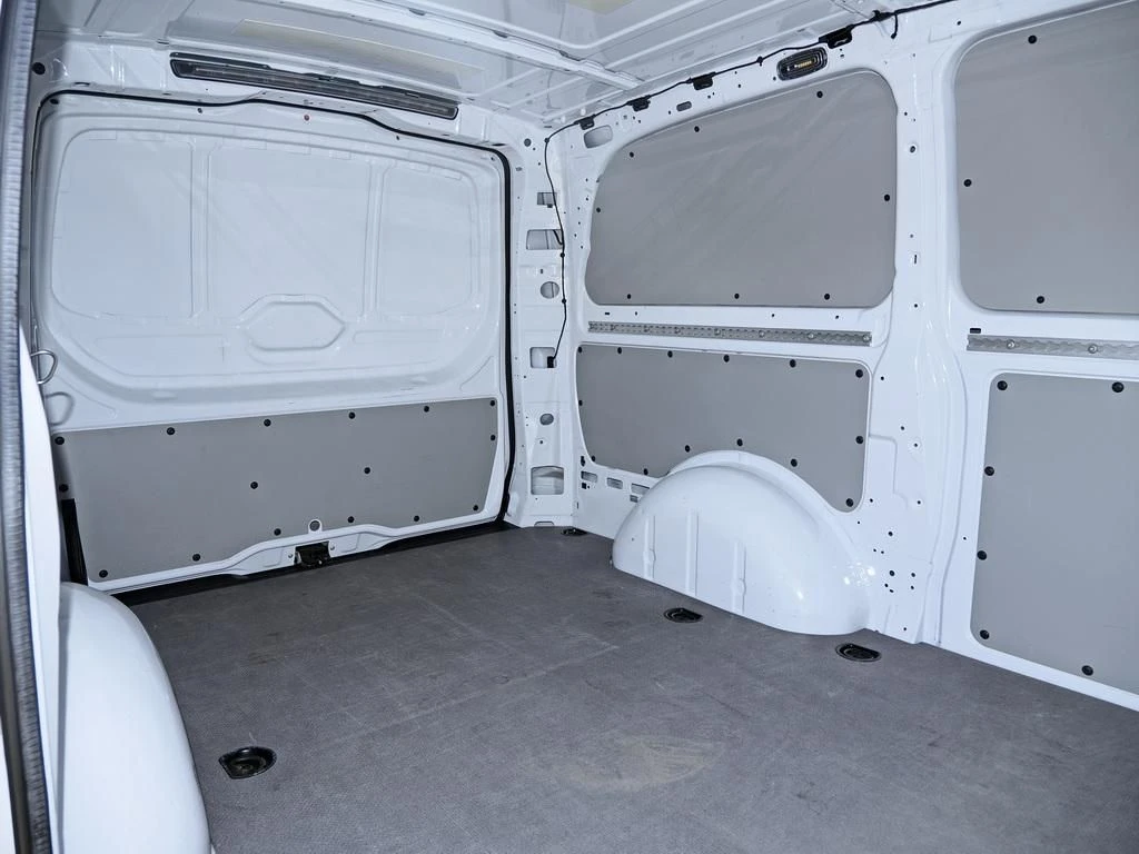 Mercedes-Benz-Vito 116-image-13