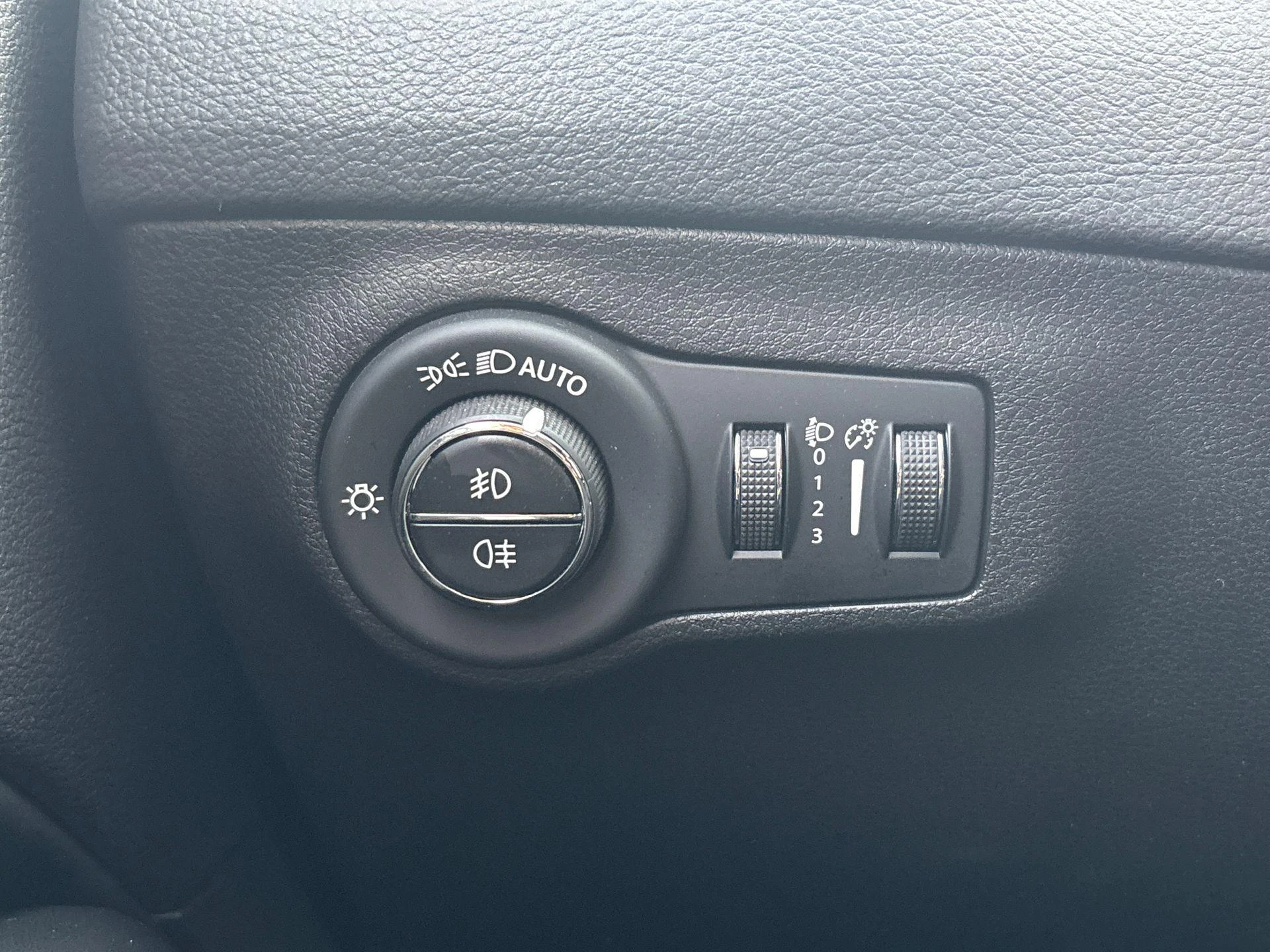 Jeep-Compass-image-21