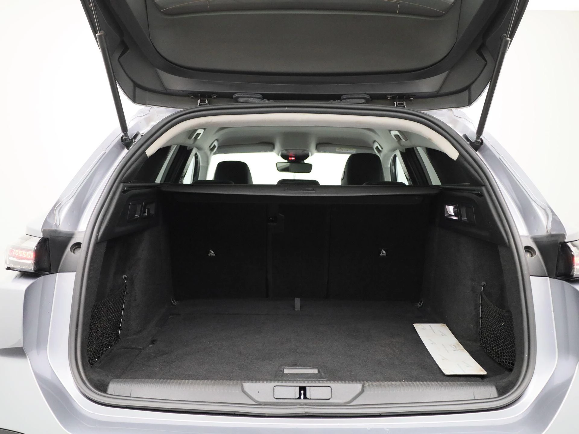 Peugeot-308-image-13