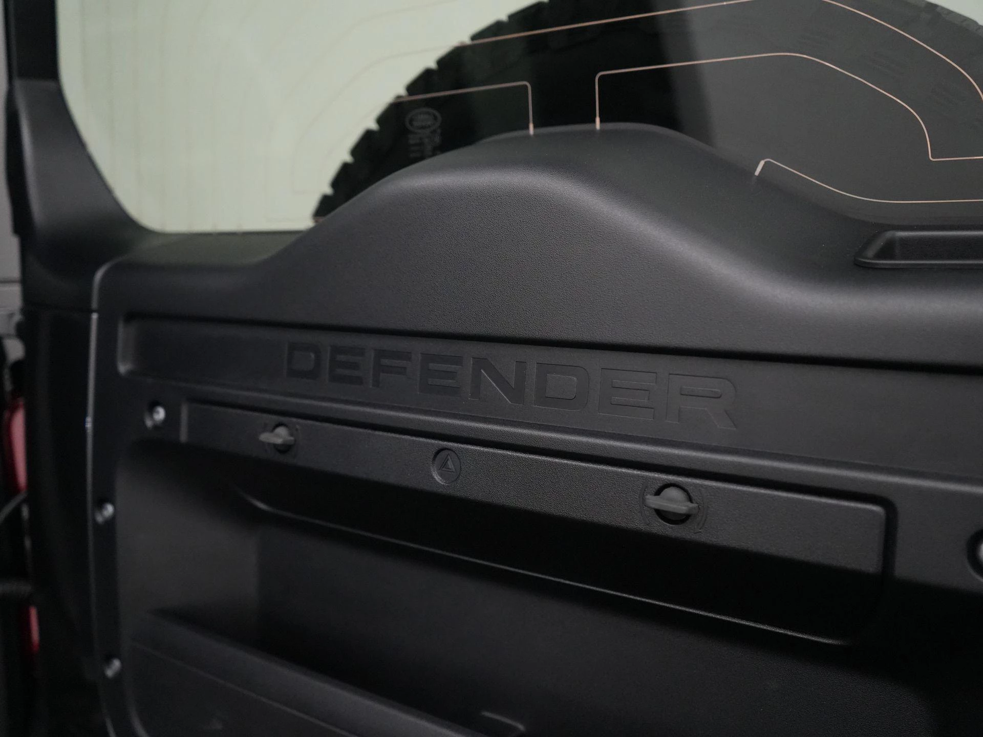 Land Rover-Defender-image-44