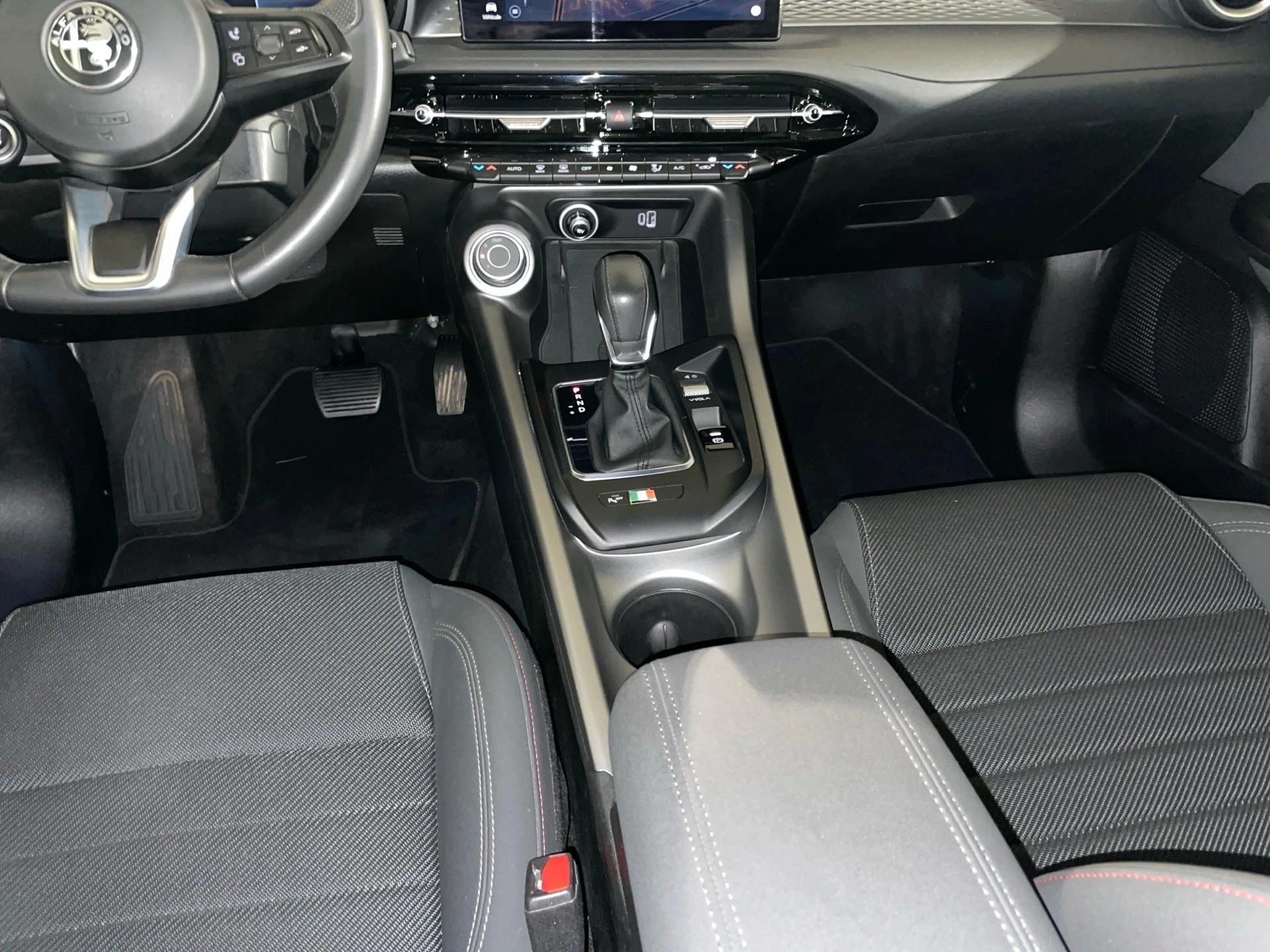 Alfa Romeo-Tonale-image-9