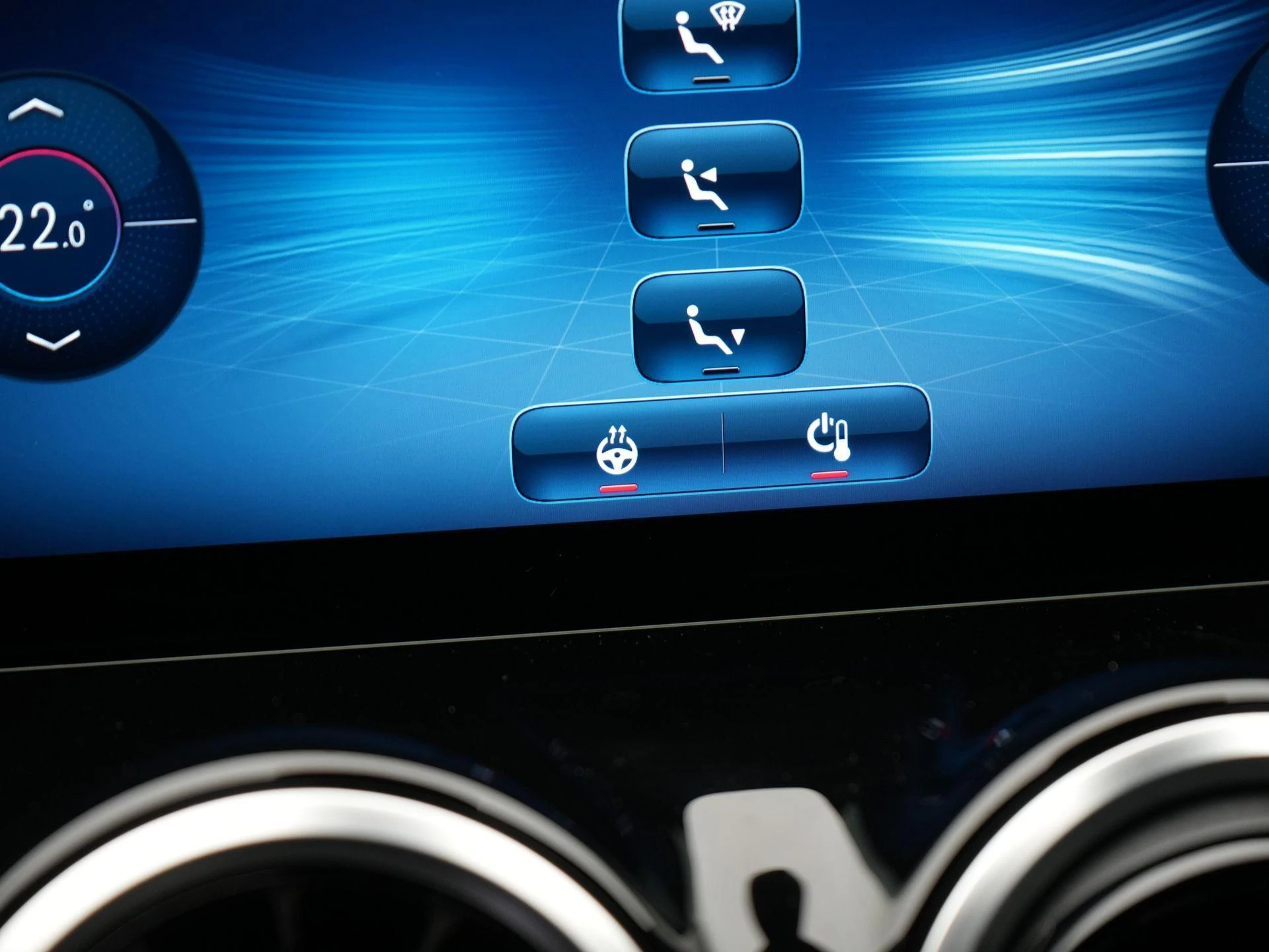 Mercedes-Benz-GLA-image-20