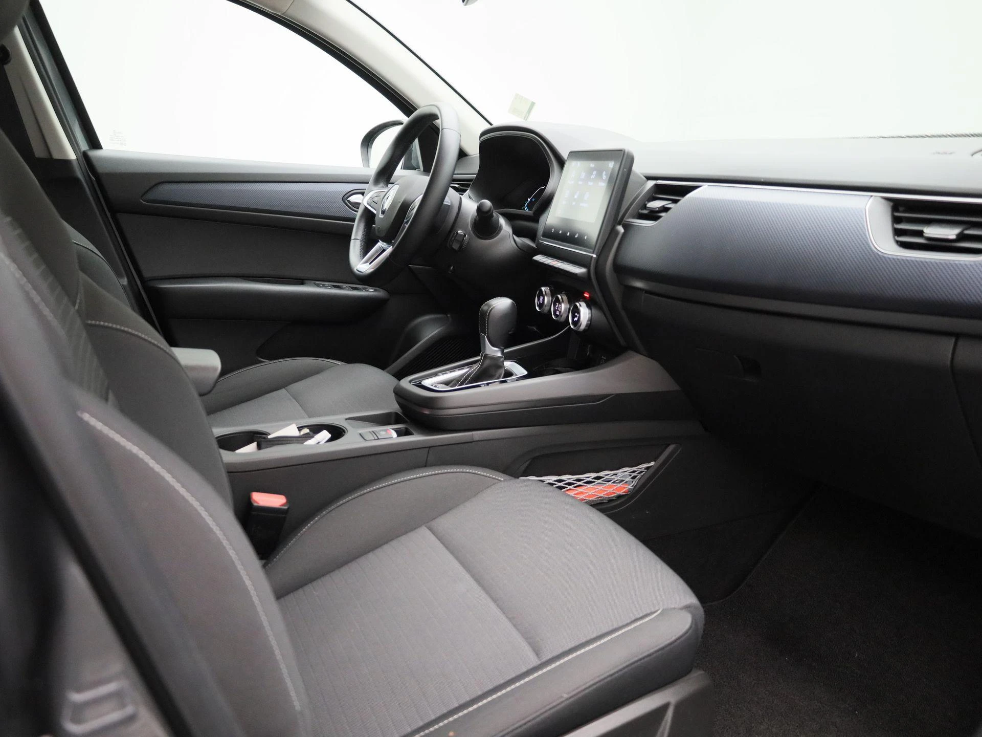 Renault-Arkana-image-31