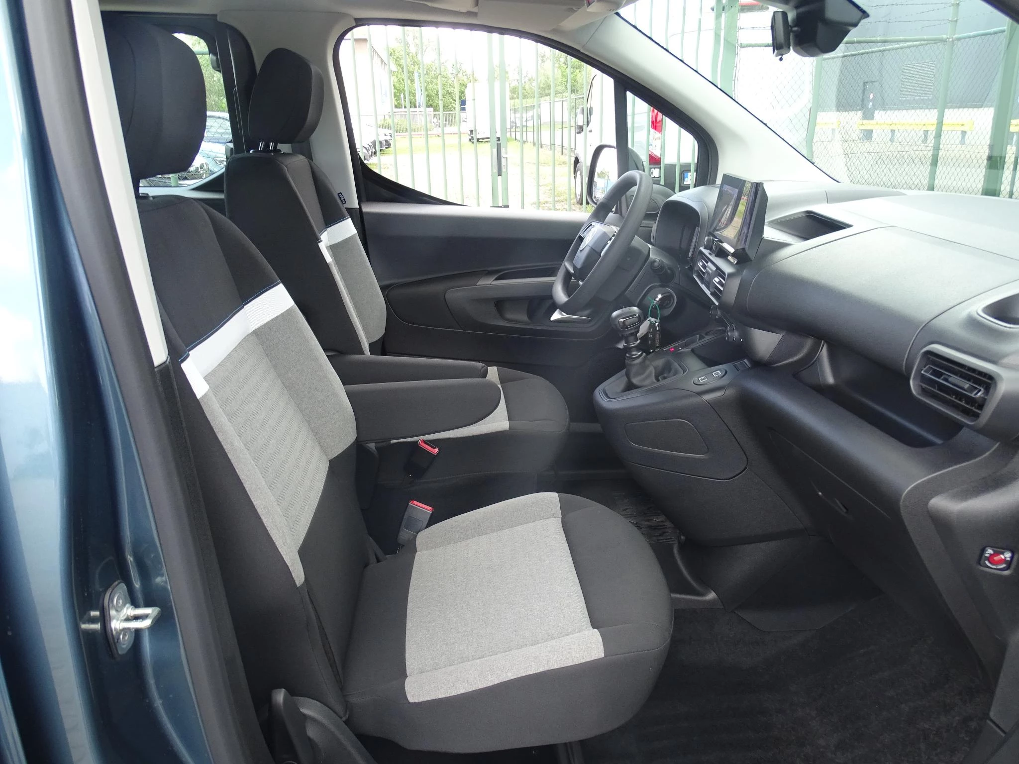 Citroën Berlingo MPV XL 1.5 BlueHDi 100 S&S BVM6 PLUS