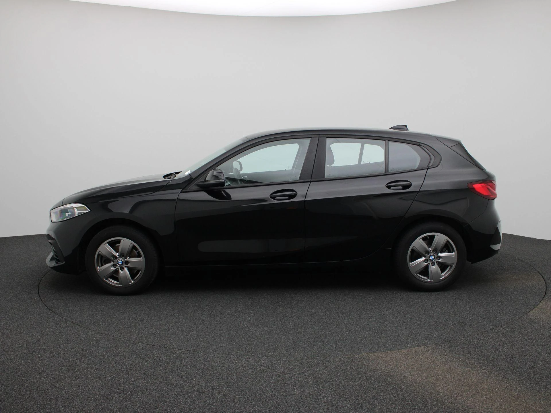 BMW-1 Reeks-image-3