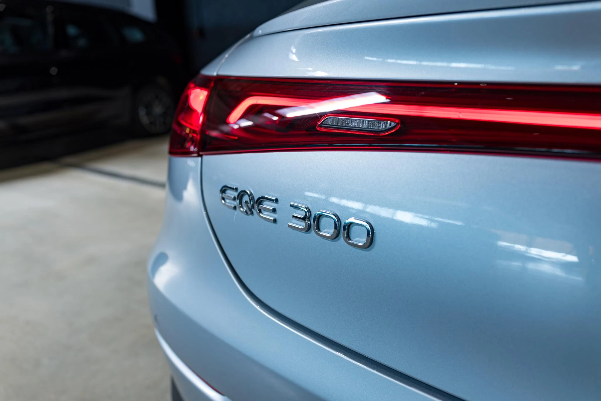 Mercedes-Benz-EQE-image-7