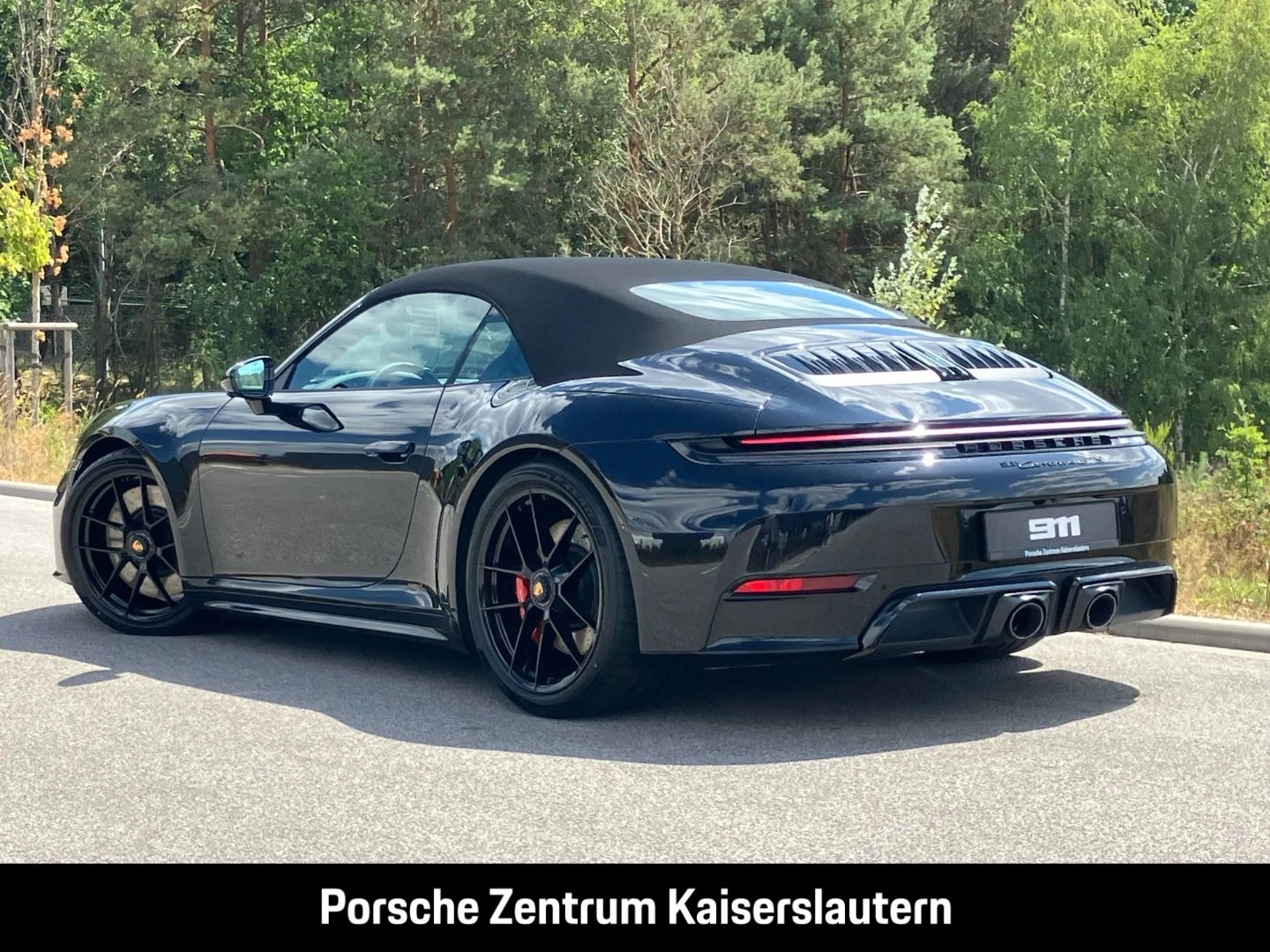 Porsche-911-image-7