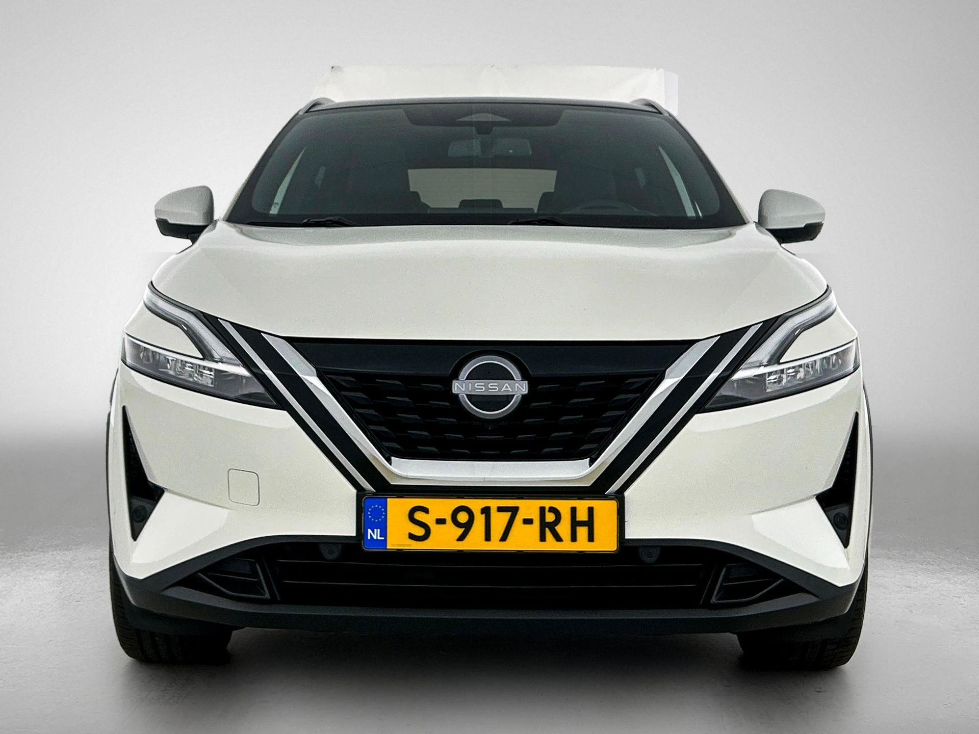 Nissan-QASHQAI-image-4