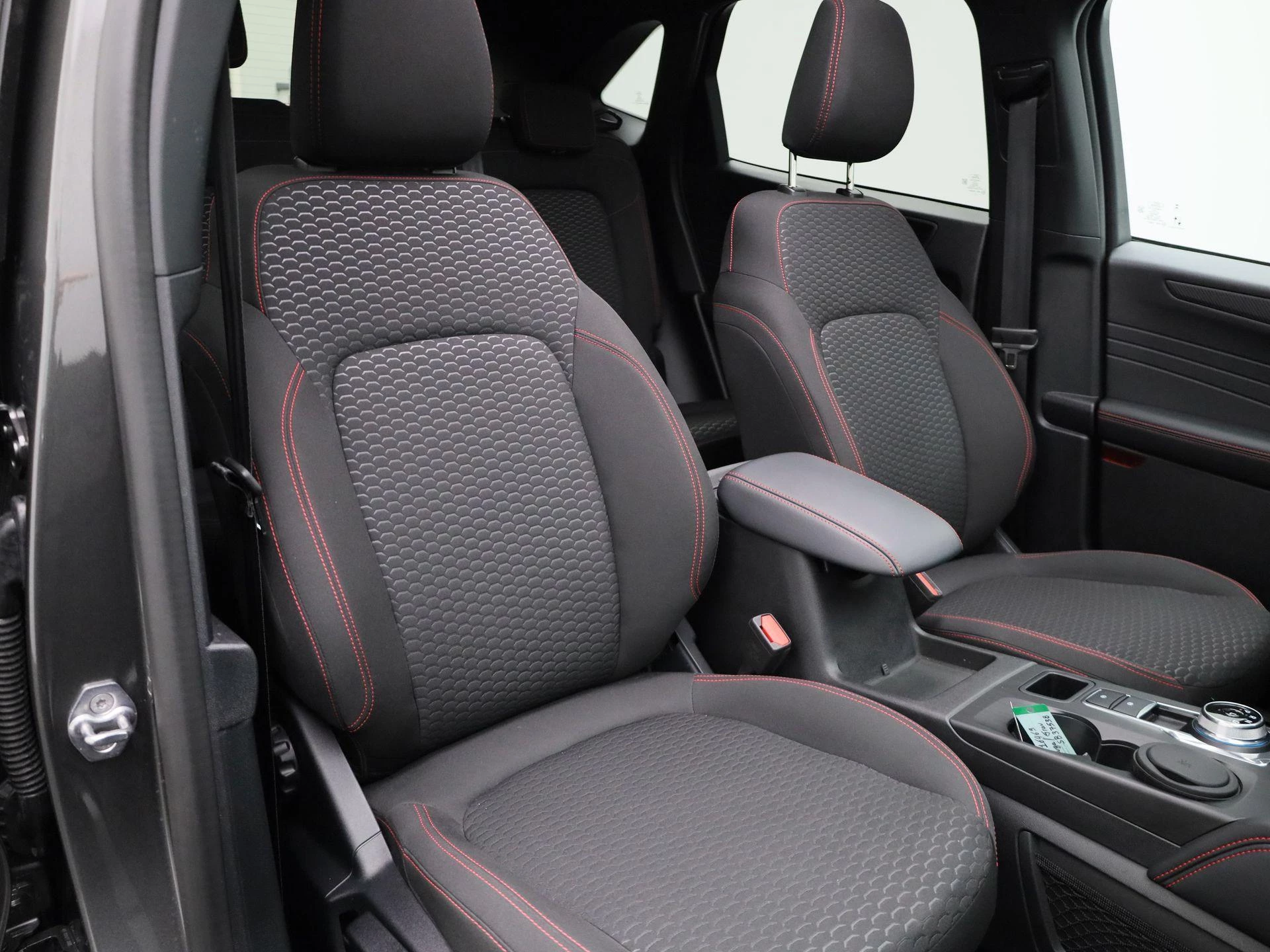 Ford-Kuga-image-39
