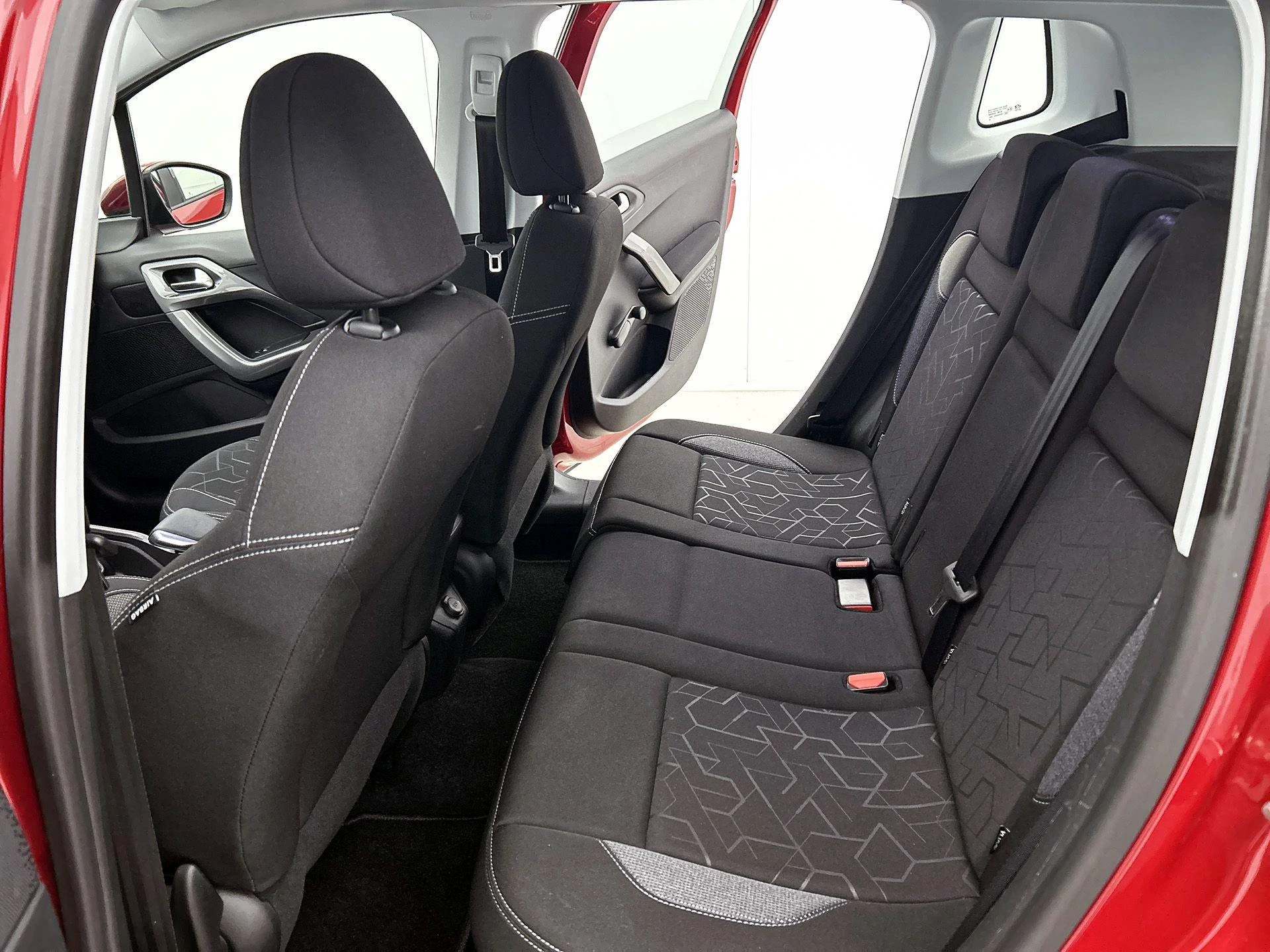 Peugeot-2008-image-26