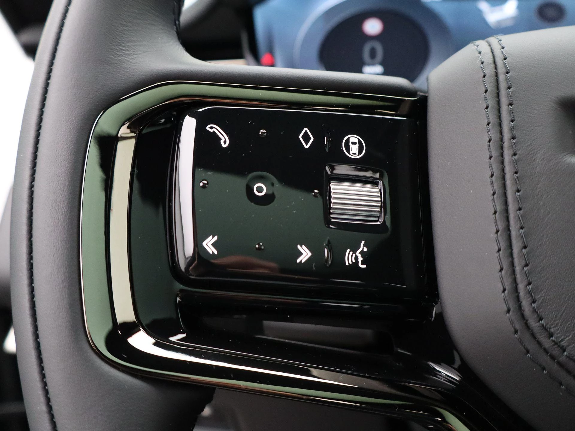 Land Rover-Range Rover Sport-image-27