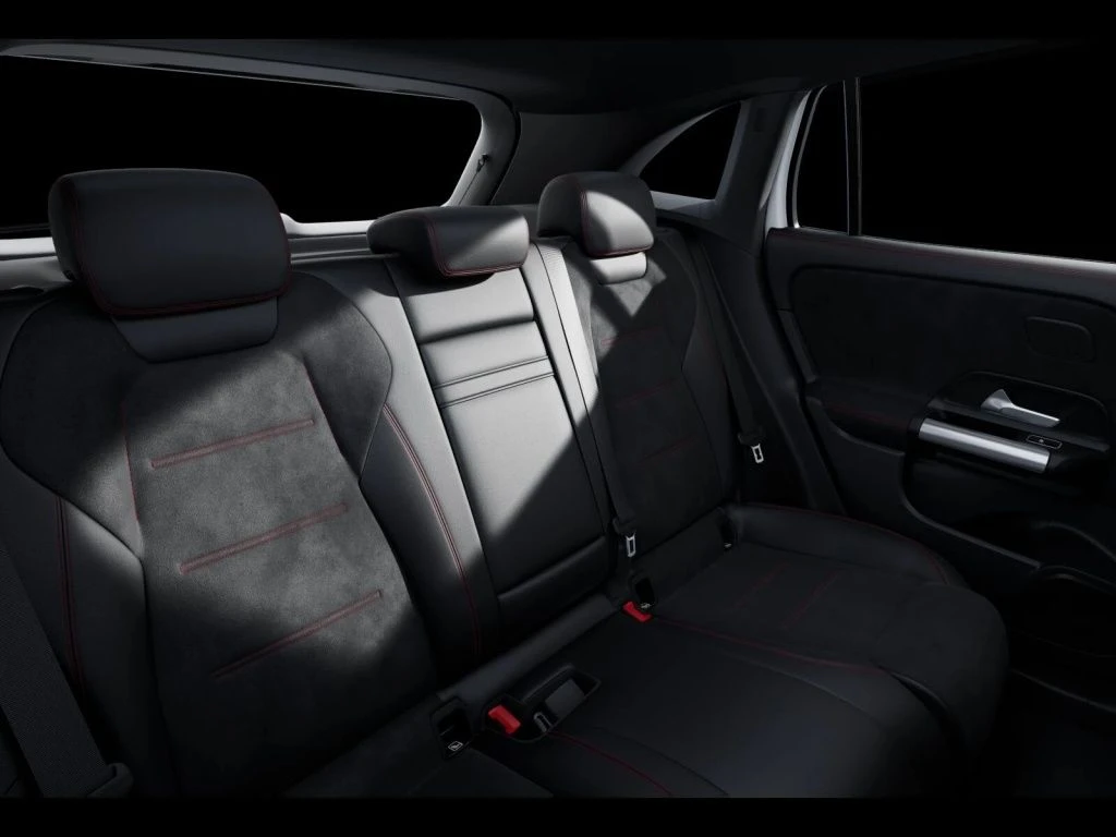 Mercedes-Benz-EQA 250+-image-10