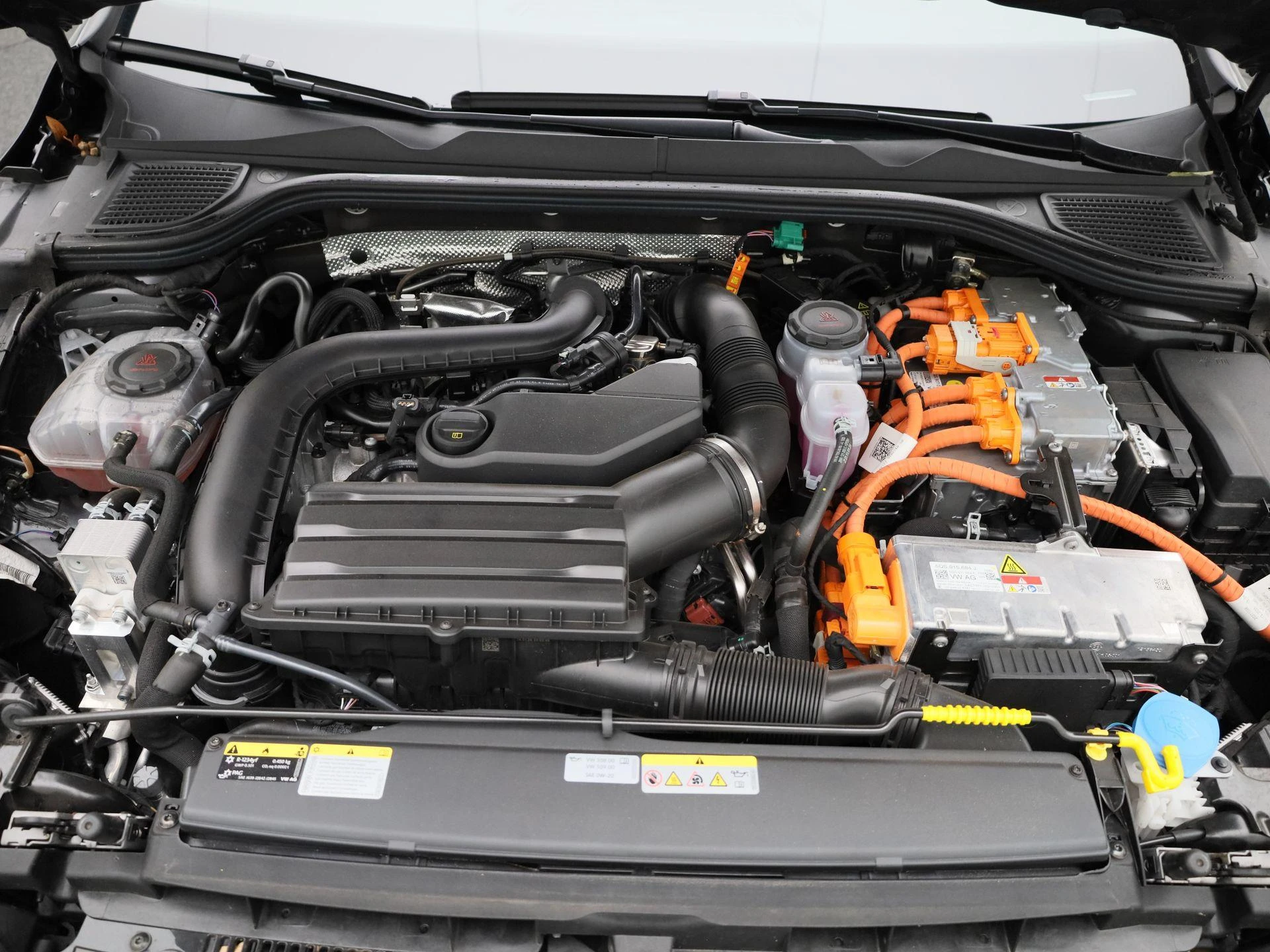 Volkswagen-Golf-image-40