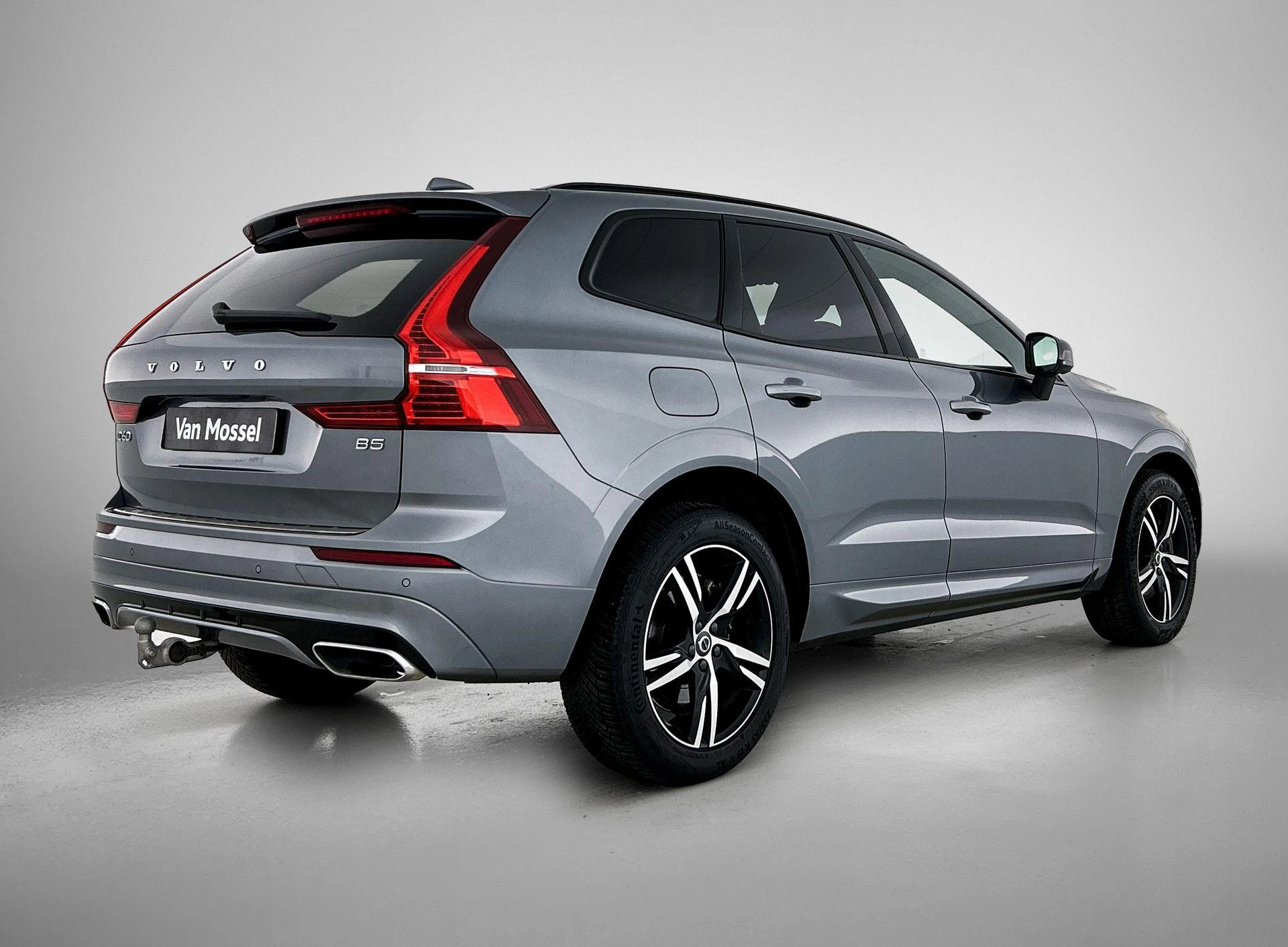 Volvo XC60 2.0 B5 R-Design