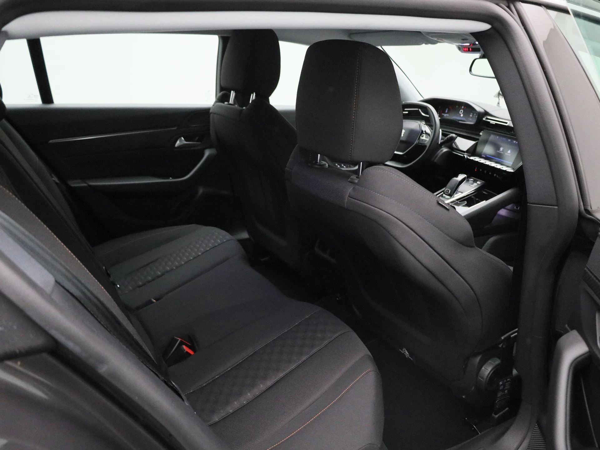 Peugeot-508-image-32