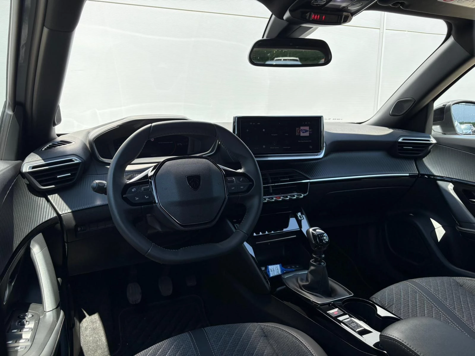 Peugeot 2008 1.2 PureTech 100 Allure