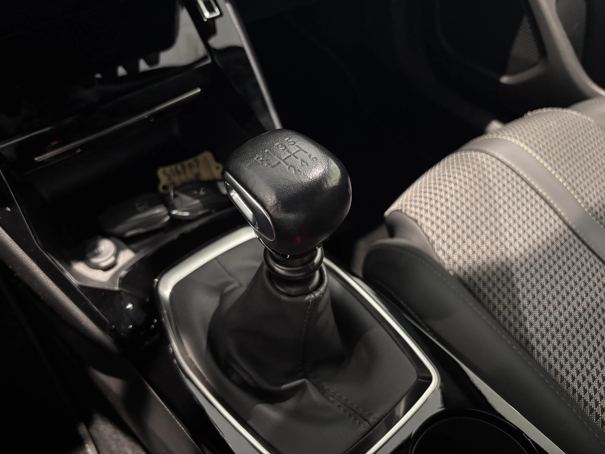 Peugeot-2008-image-17