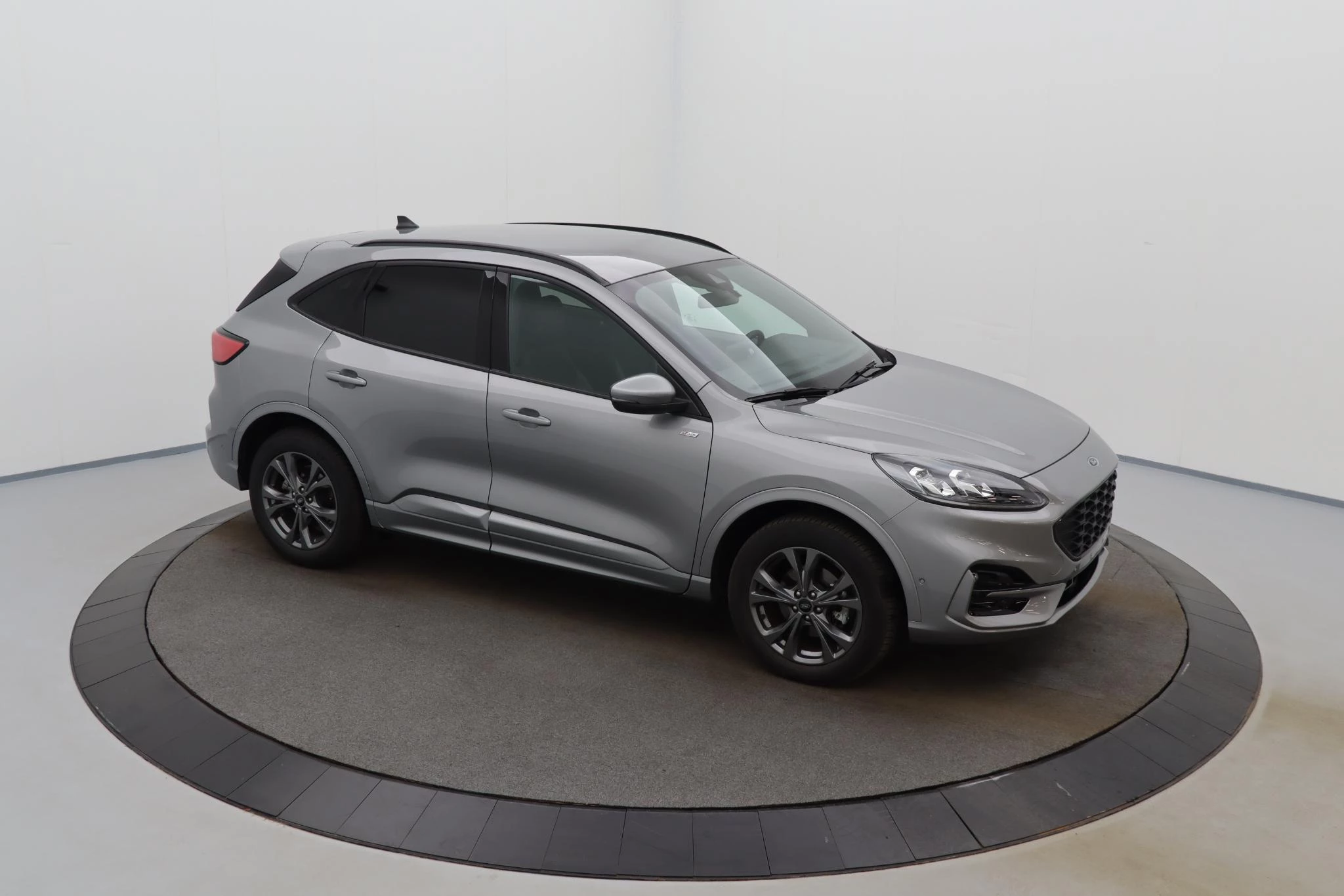 Ford-Kuga-image-2