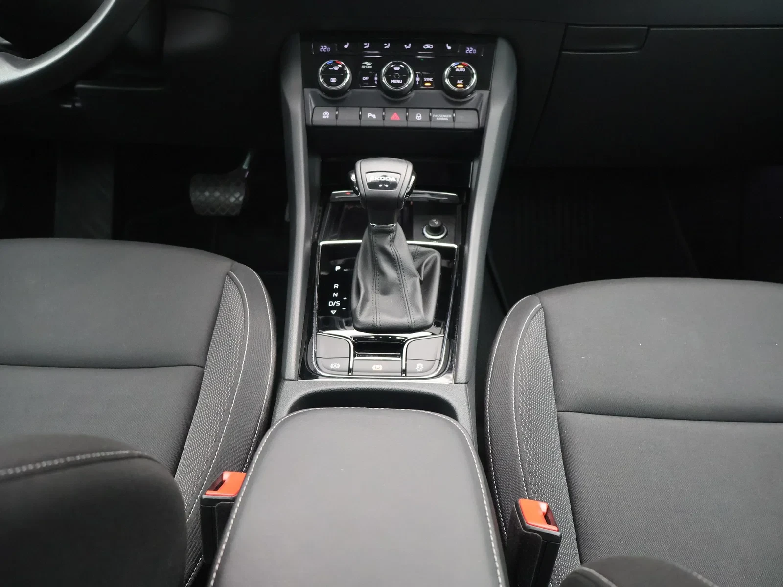 Škoda-Karoq-image-12