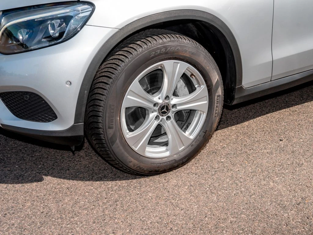 Mercedes-Benz-GLC 250 d-image-5