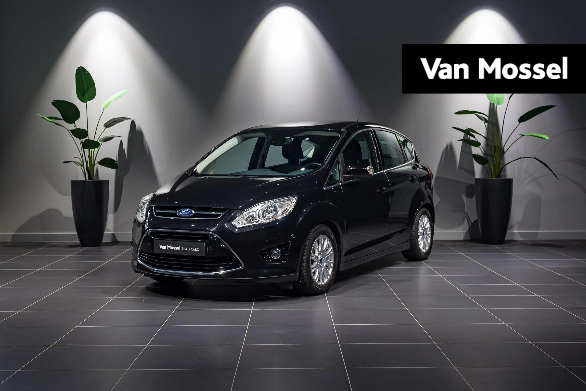 Ford-C-MAX-image-0