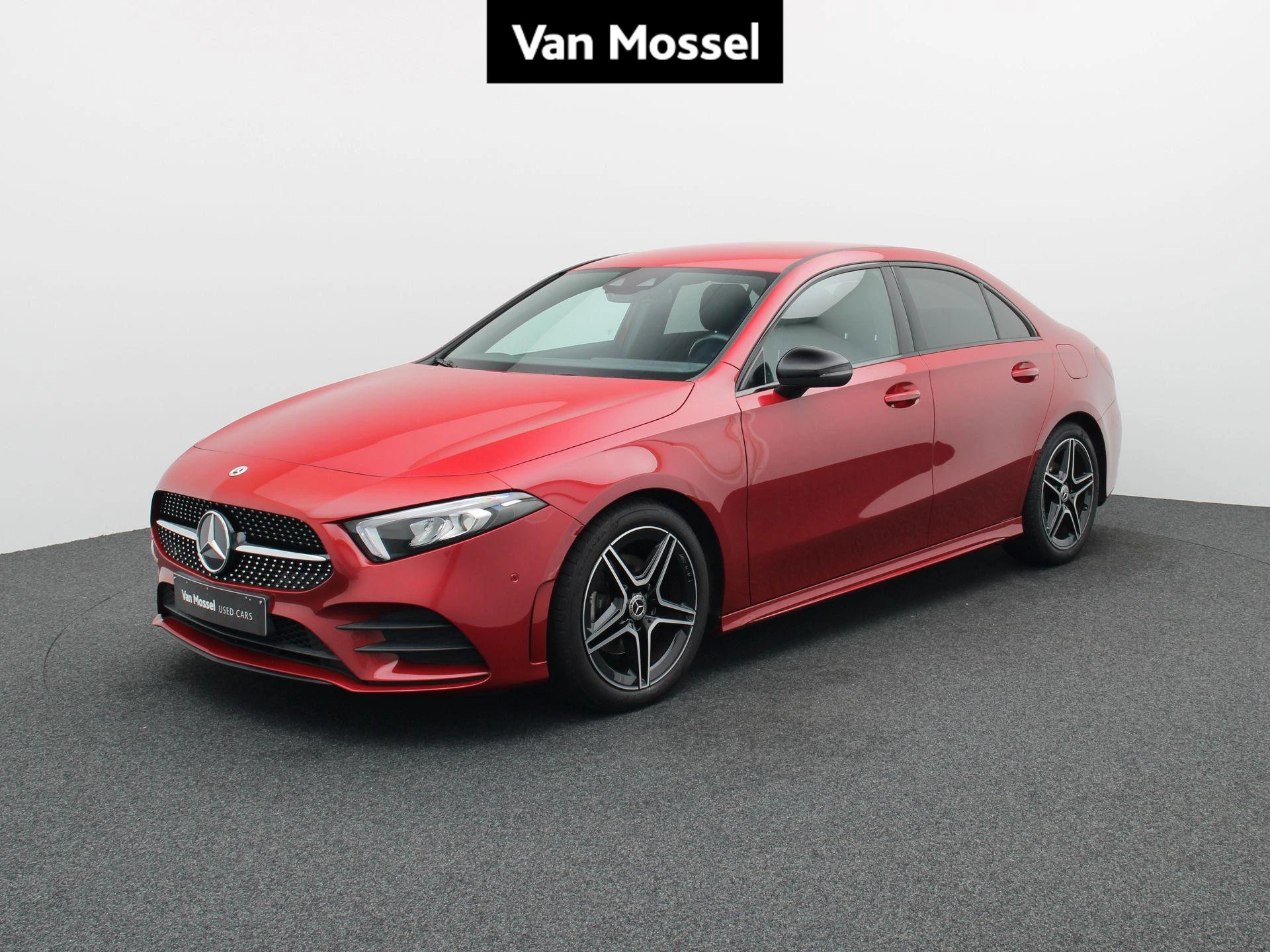 Mercedes-Benz-A-Klasse-image-0