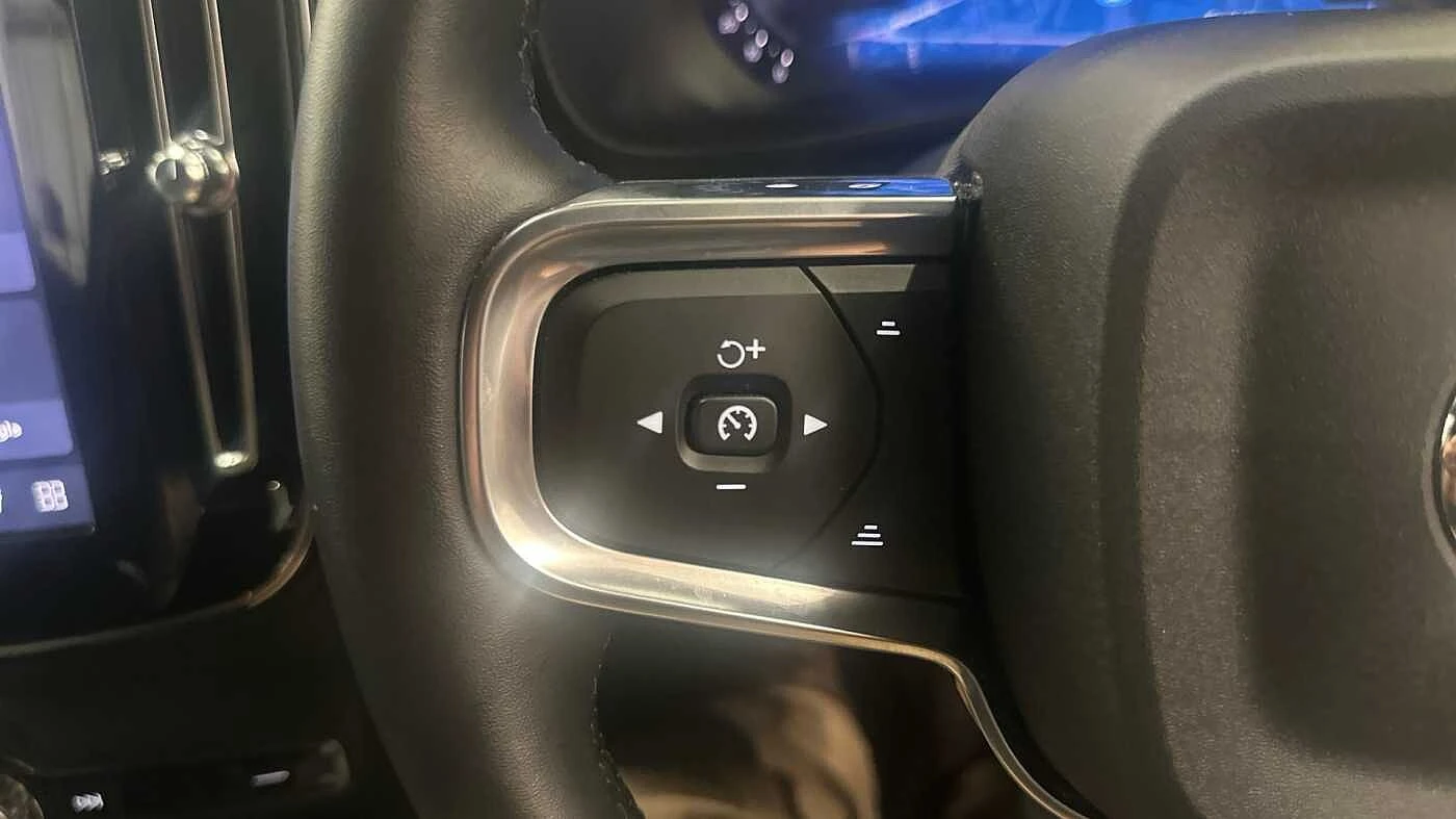 Volvo-XC40-image-23