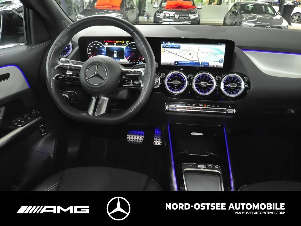 Mercedes-Benz GLA 200 d AMG ADV.+KAMERA PANO TEMPO AHK NIGHT AMG Line