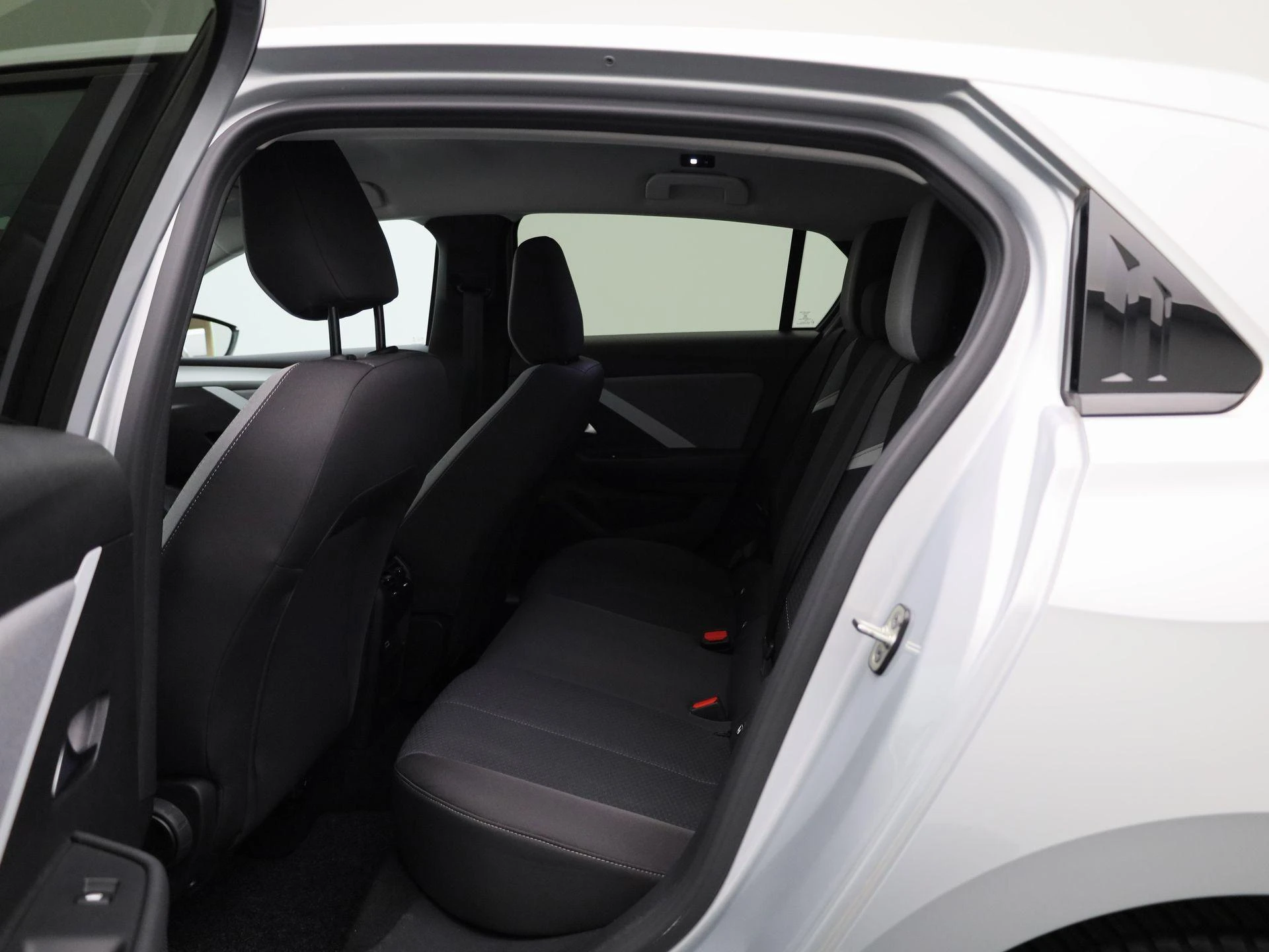 Opel-Astra-image-9