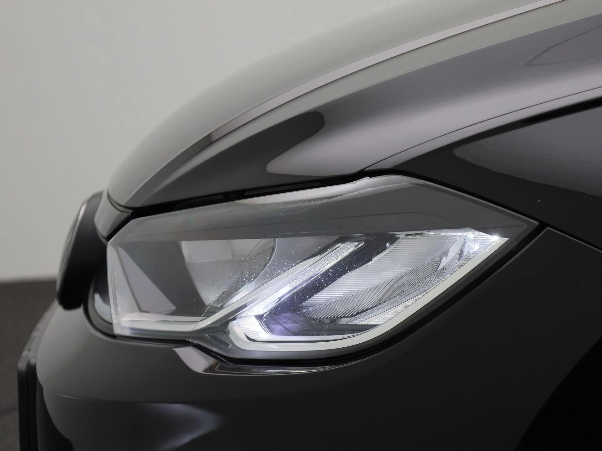 Volkswagen-Polo-image-14