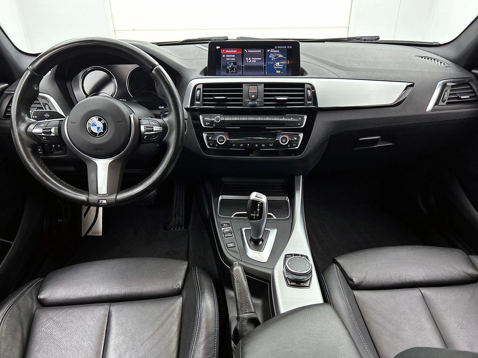 BMW-1 Serie-image-23