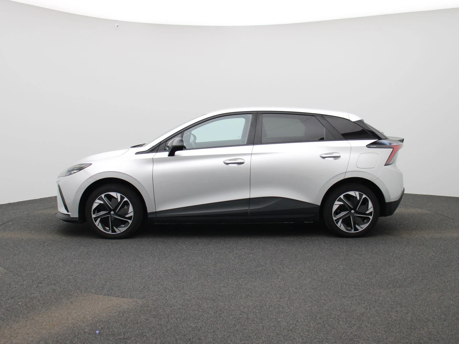 MG-MG4 EV-image-3