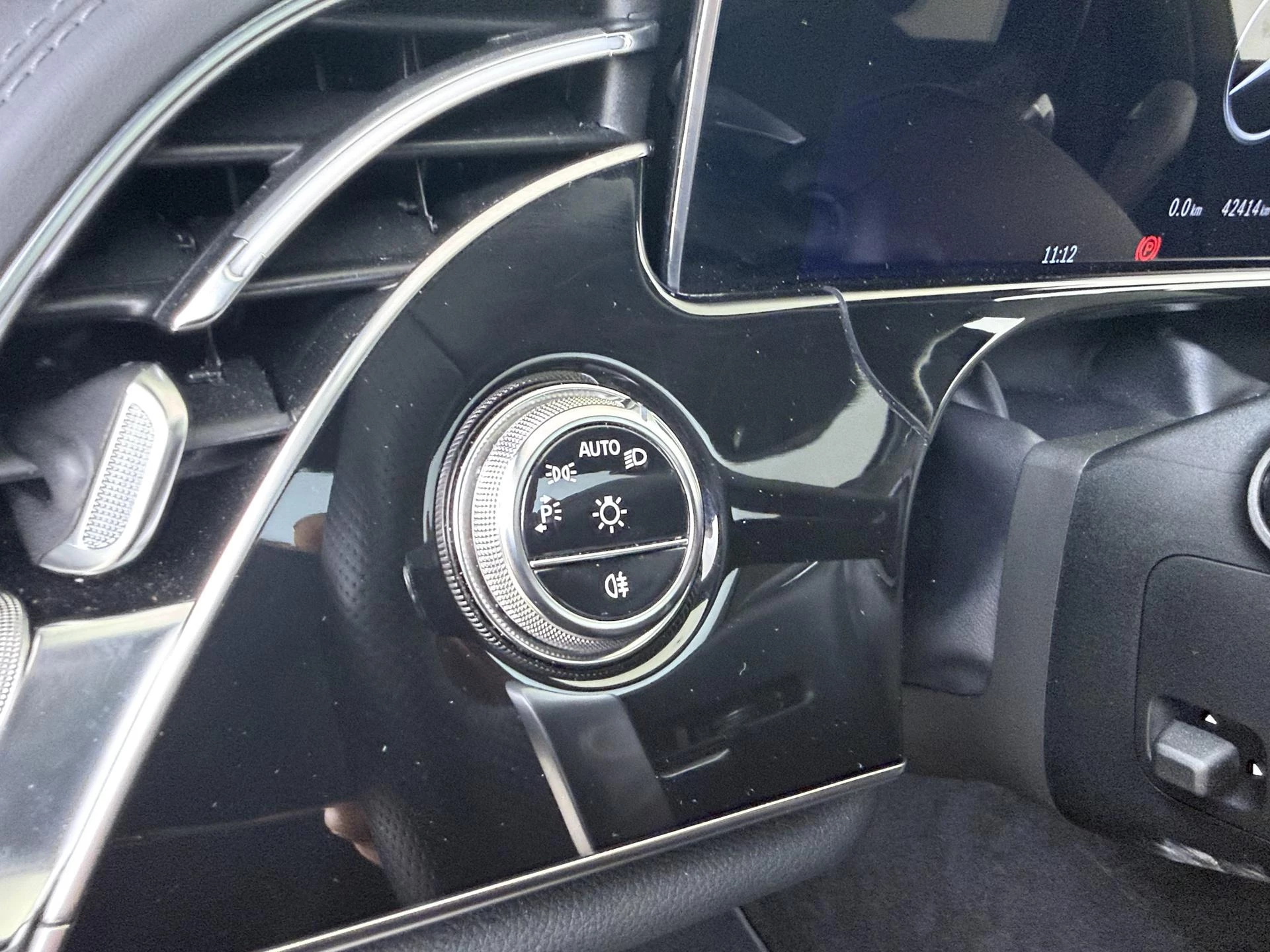 Mercedes-Benz-E-Klasse-image-23