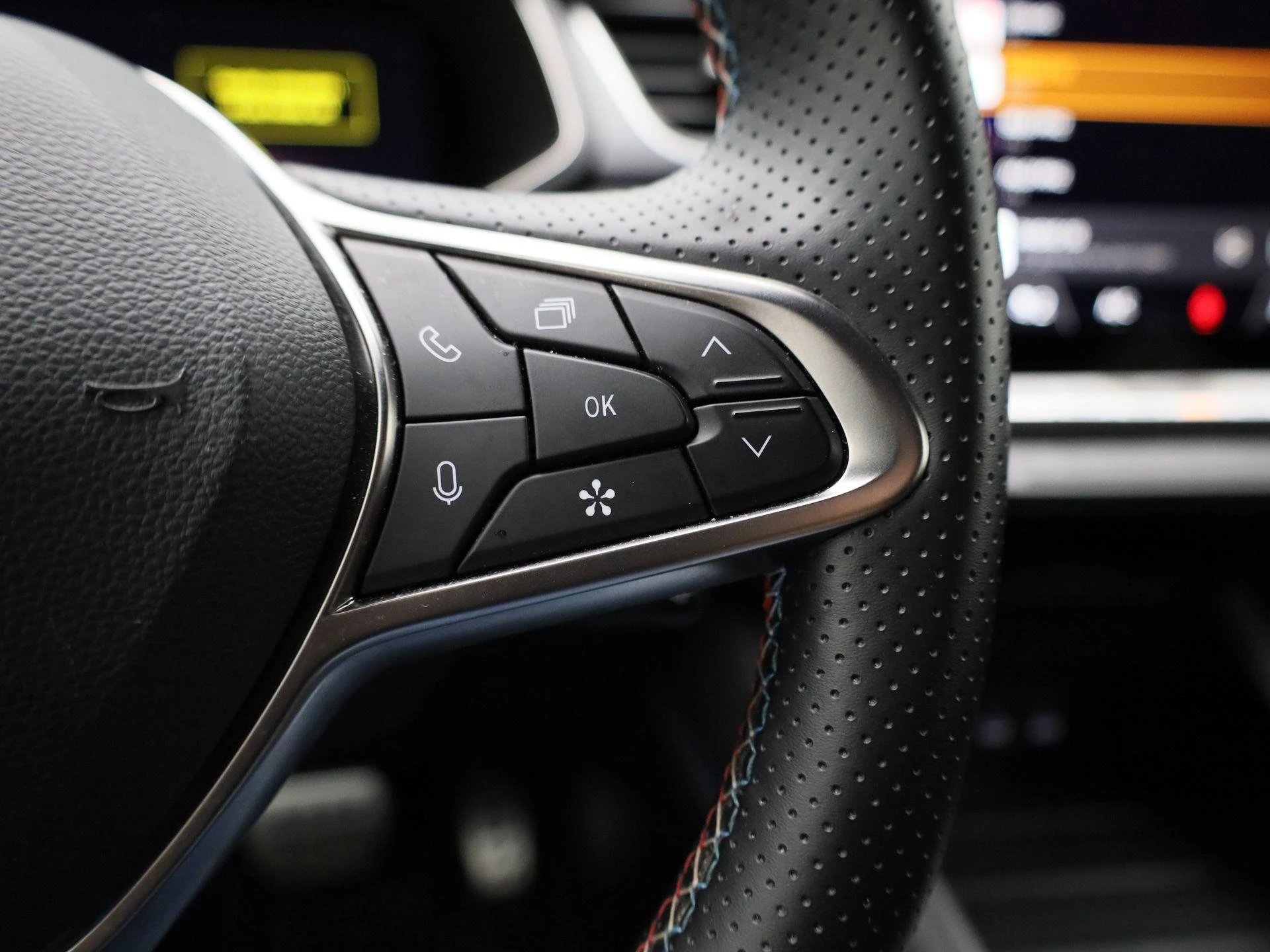 Renault-Captur-image-15