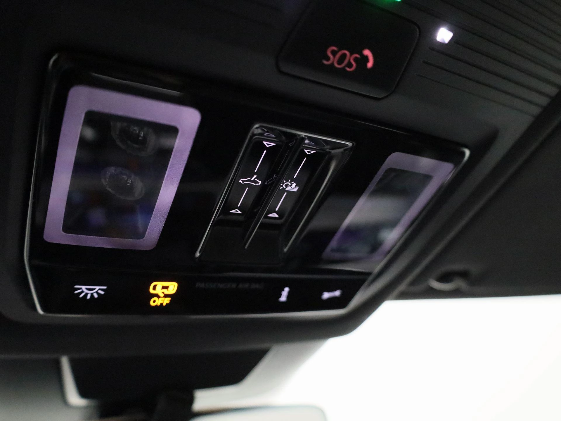 Volkswagen-Tiguan-image-35