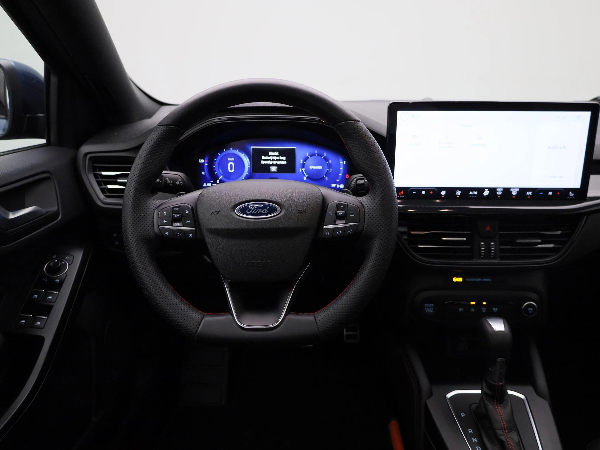 Ford Focus 1.0 EcoBoost Hybrid ST Line X